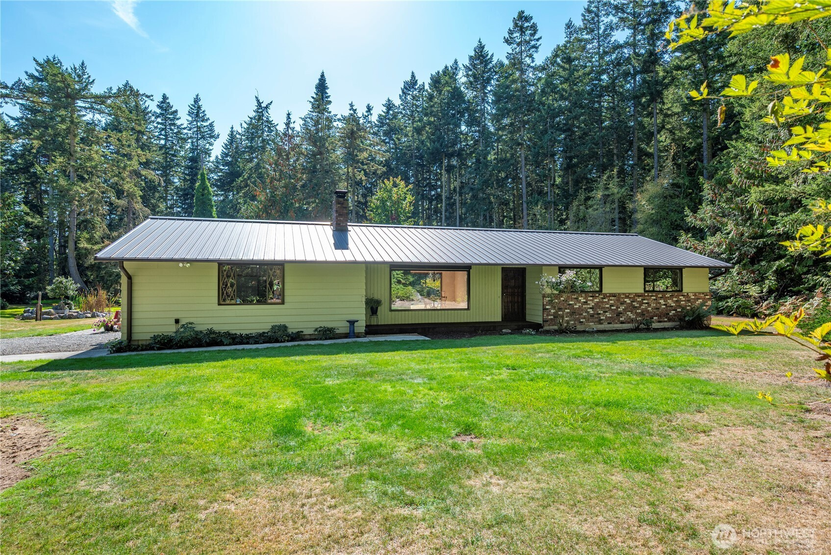 1915 Karen Road, Oak Harbor, WA 98277