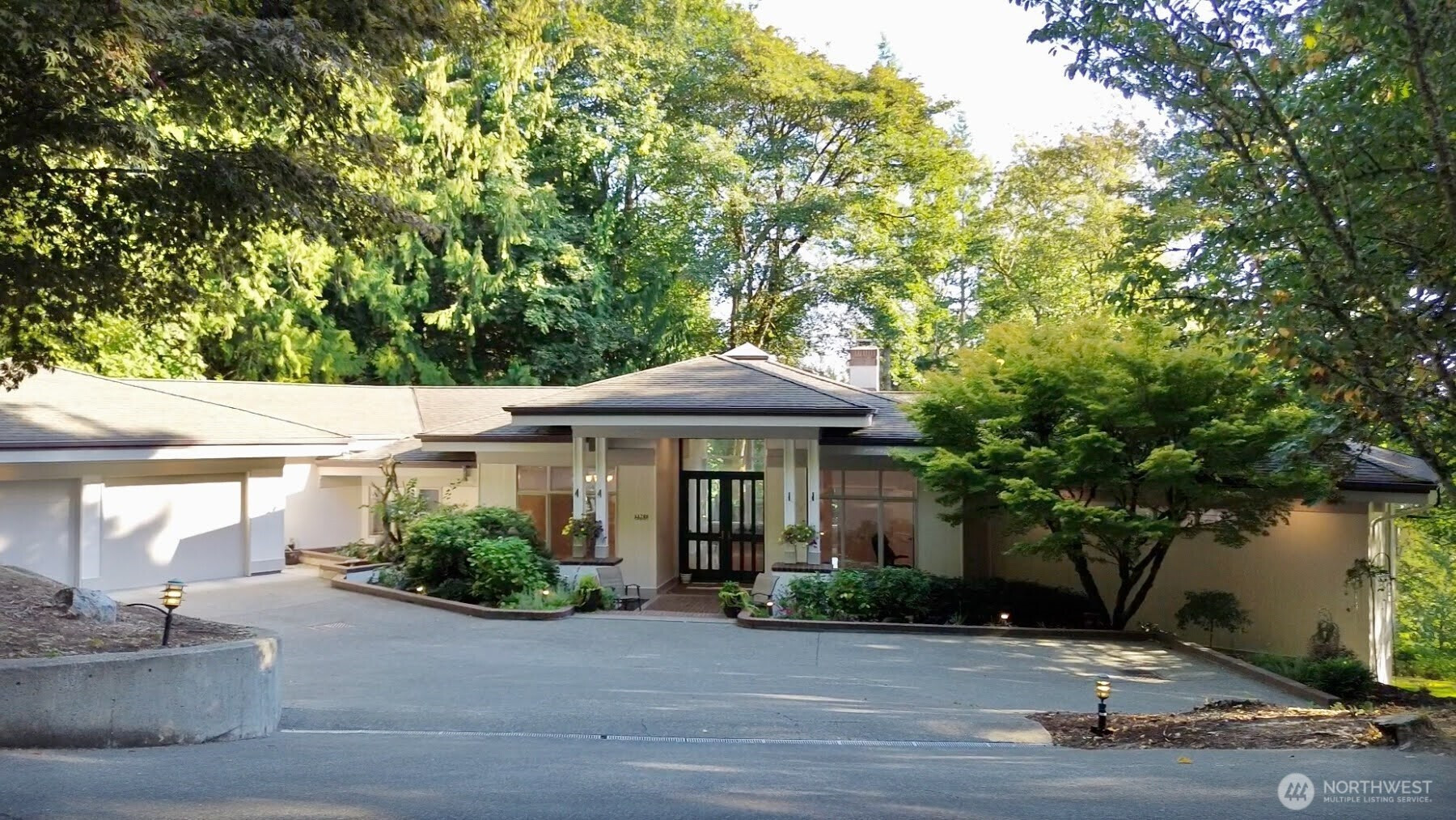 11700 198th Avenue SE, Issaquah, WA 98027