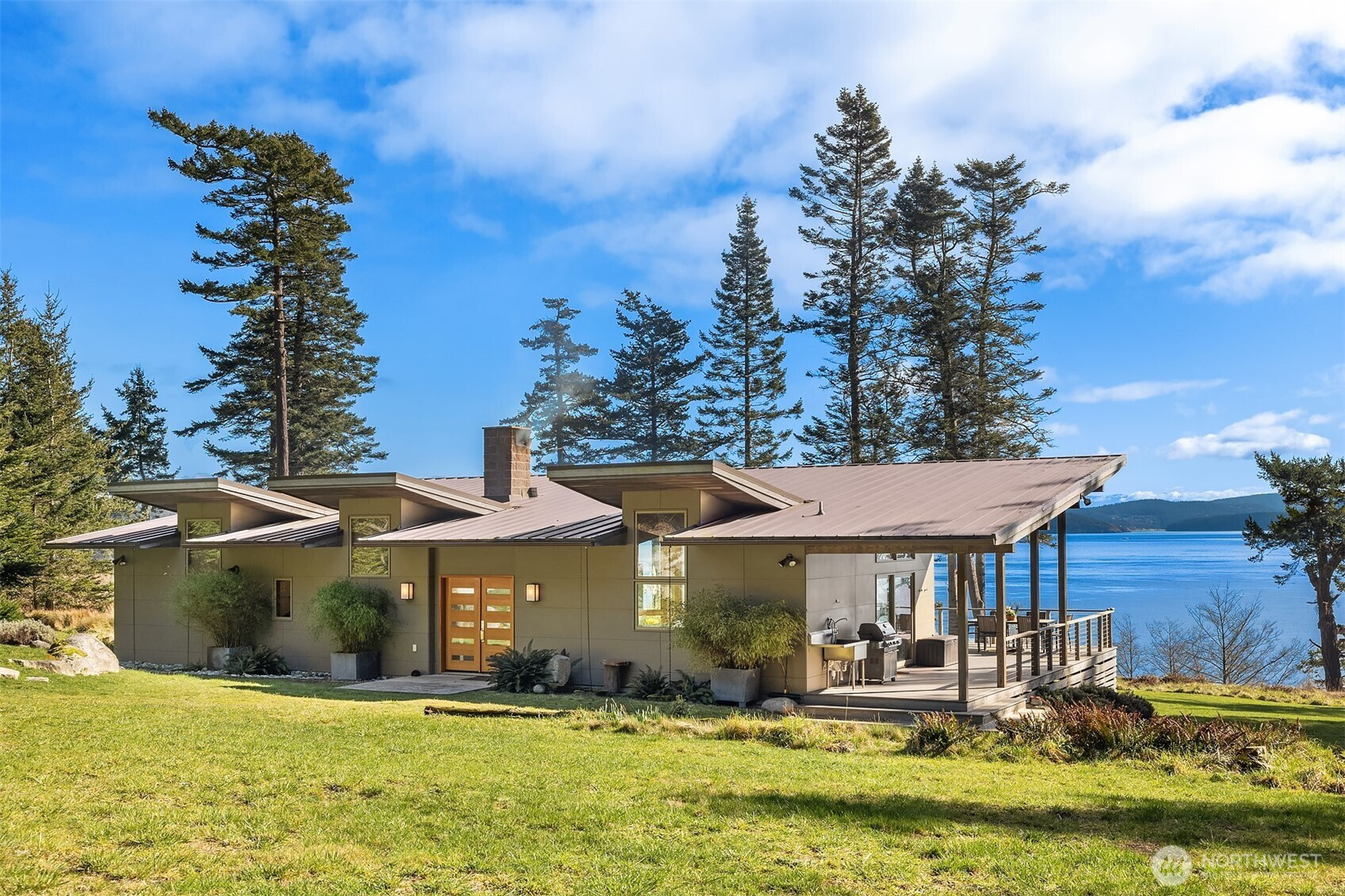 346 Thatcher Pass Rd, Decatur Island, WA 98221