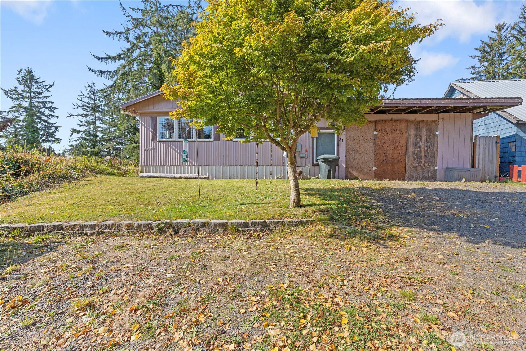 21 2nd Street, Bay Center, WA 98527