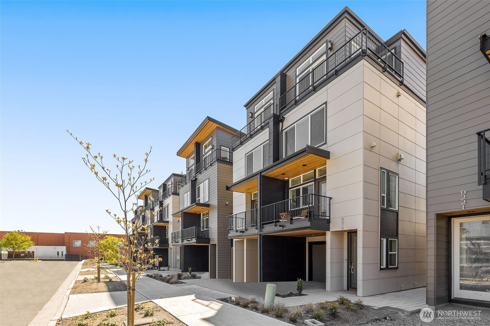 9203 Densmore Avenue N, Seattle, WA 98103