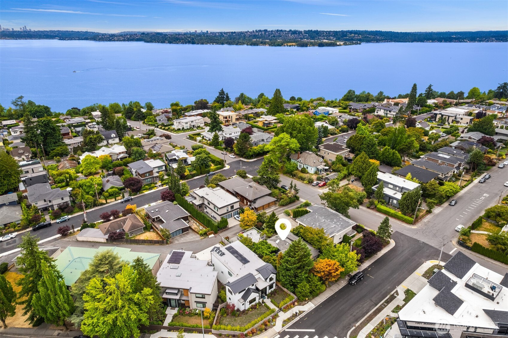 235 10th Avenue W, Kirkland, WA 98033