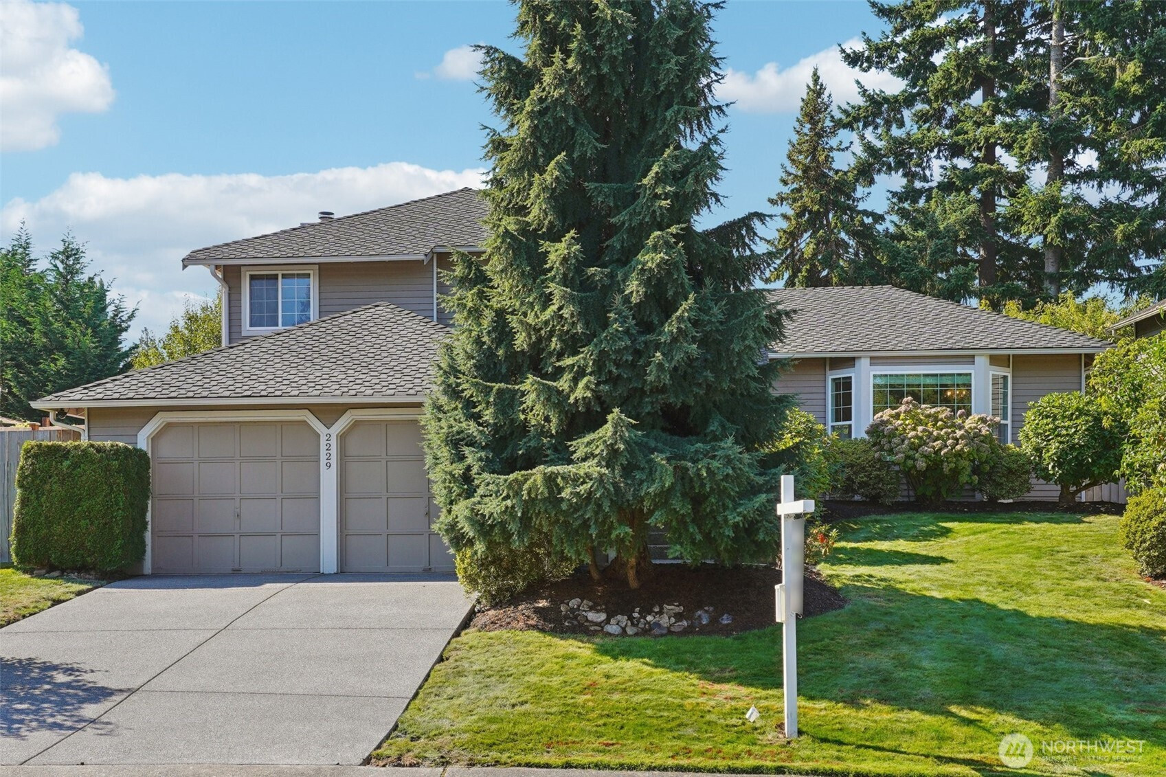 2229 Ilwaco Avenue NE, Renton, WA 98059
