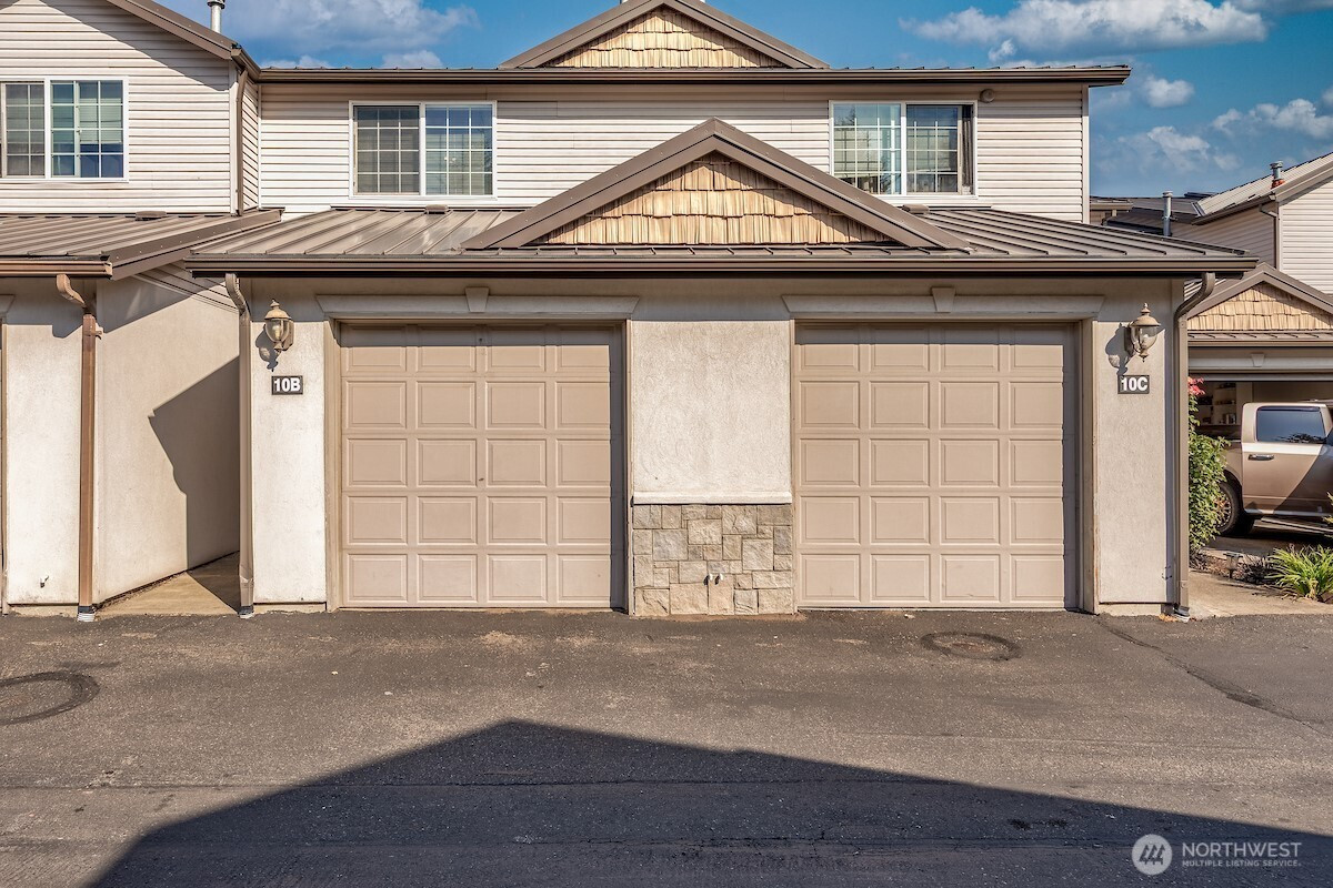 418 SE 17th Street, Auburn, WA 98002
