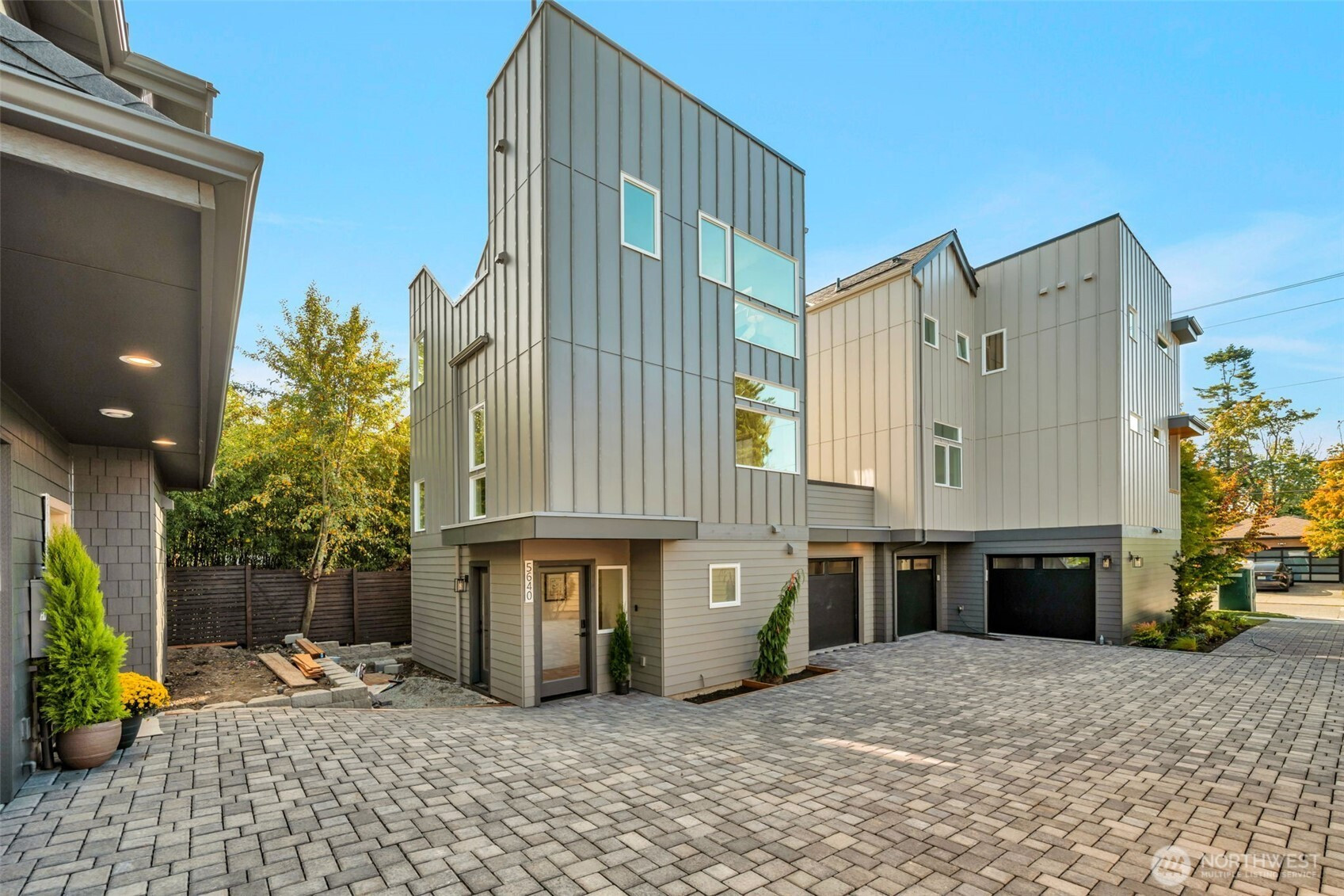 5640 49th Avenue SW, Seattle, WA 98136