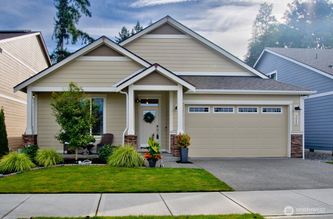 9044 Wyatt Loop SE, Tumwater, WA 98501