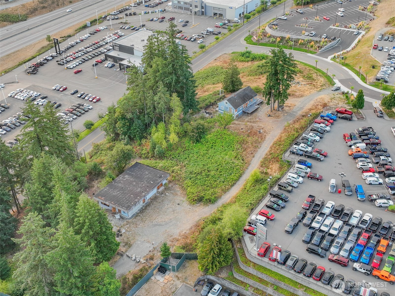 901 Oyster Bay Ave S, Bremerton, WA 98312