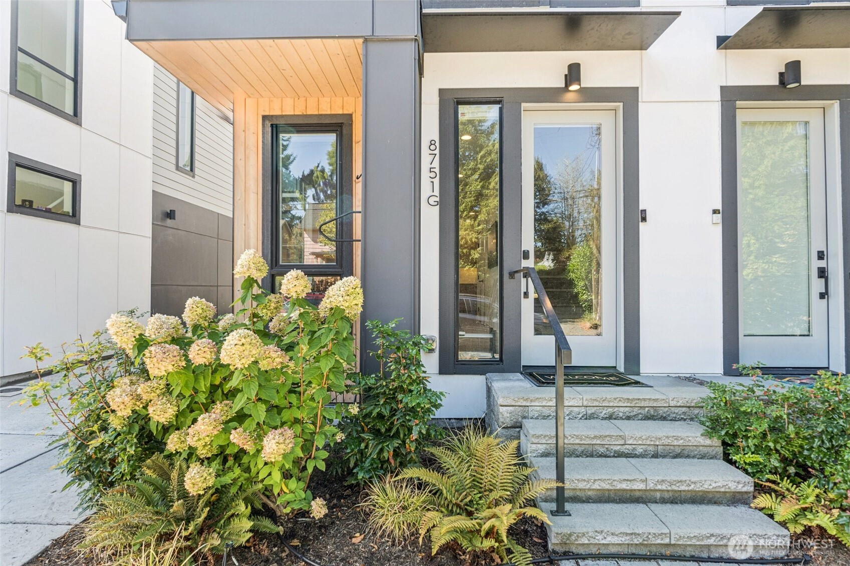 8751 14th Avenue NW, Seattle, WA 98117