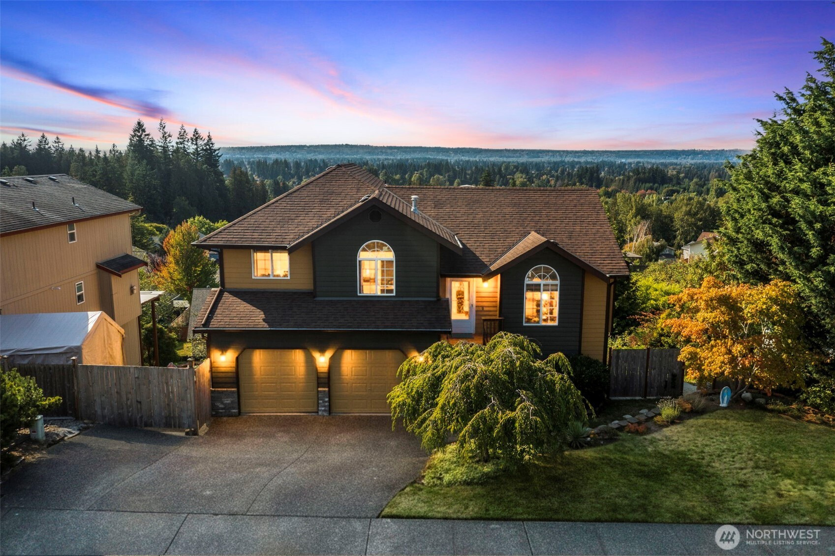 8504 76th Avenue NE, Marysville, WA 98270