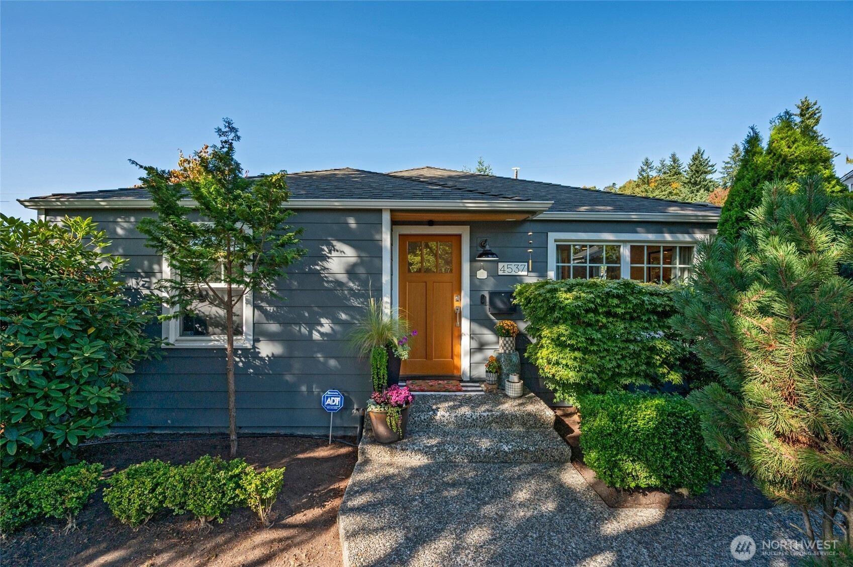 4537 49th Avenue SW, Seattle, WA 98116