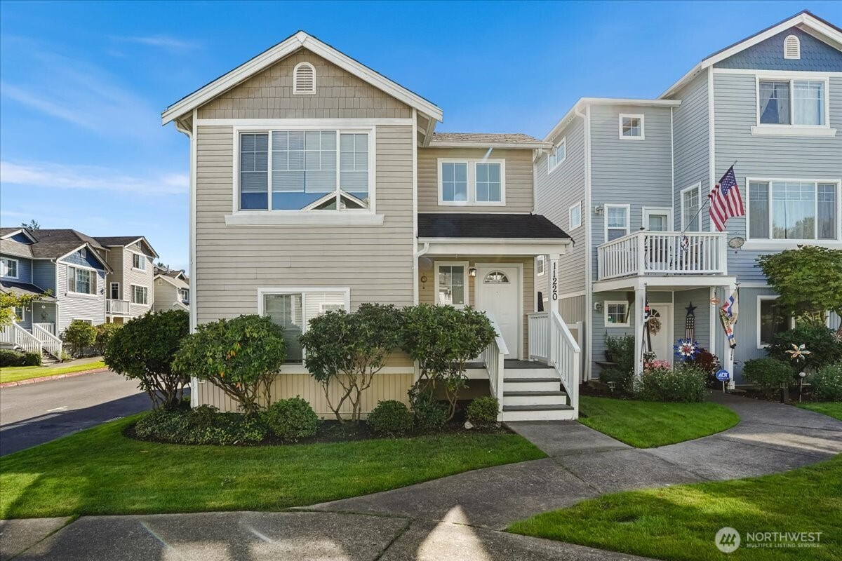 11220 3rd Avenue E, Tacoma, WA 98445