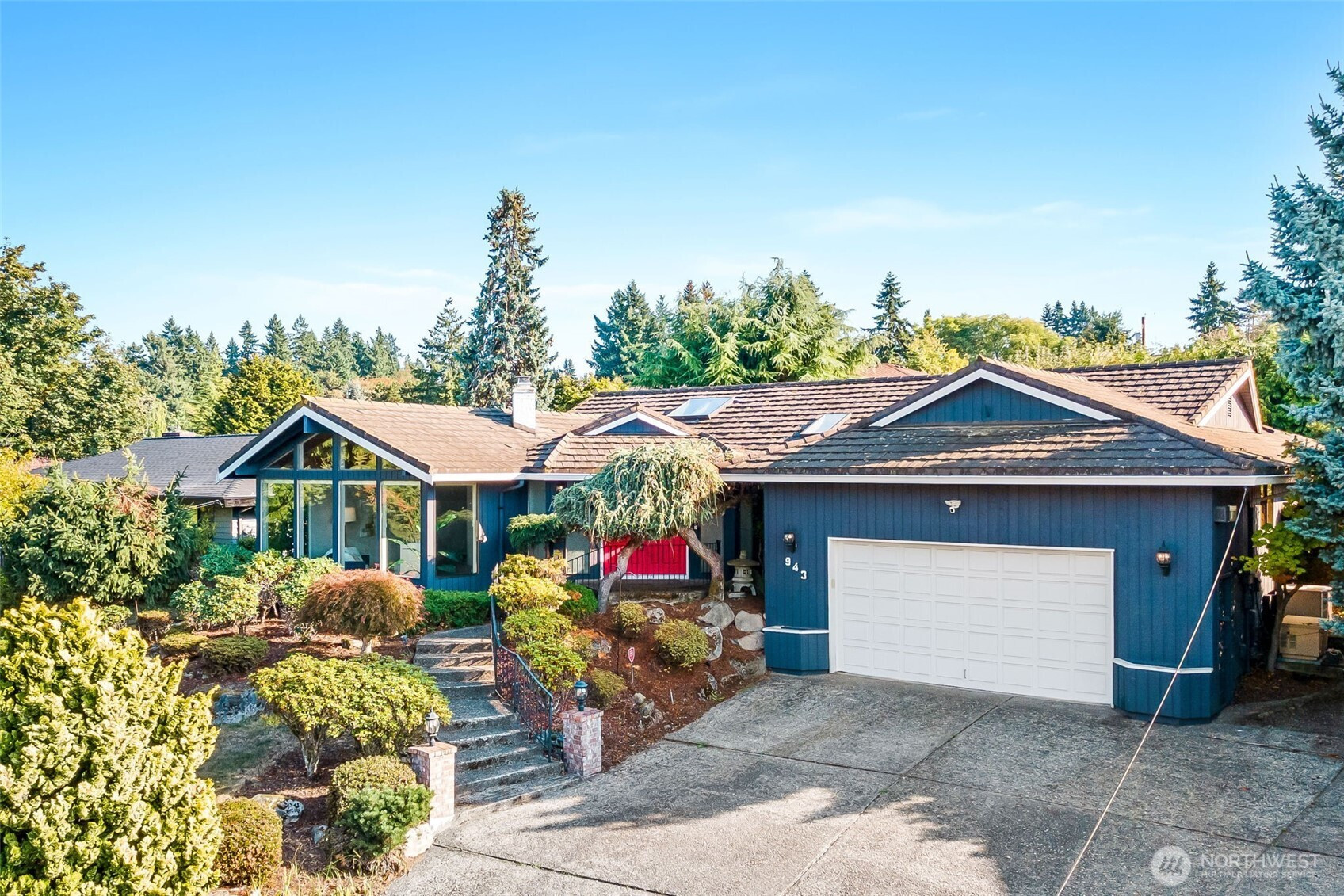 943 E Cherry Hill Street, Kent, WA 98030