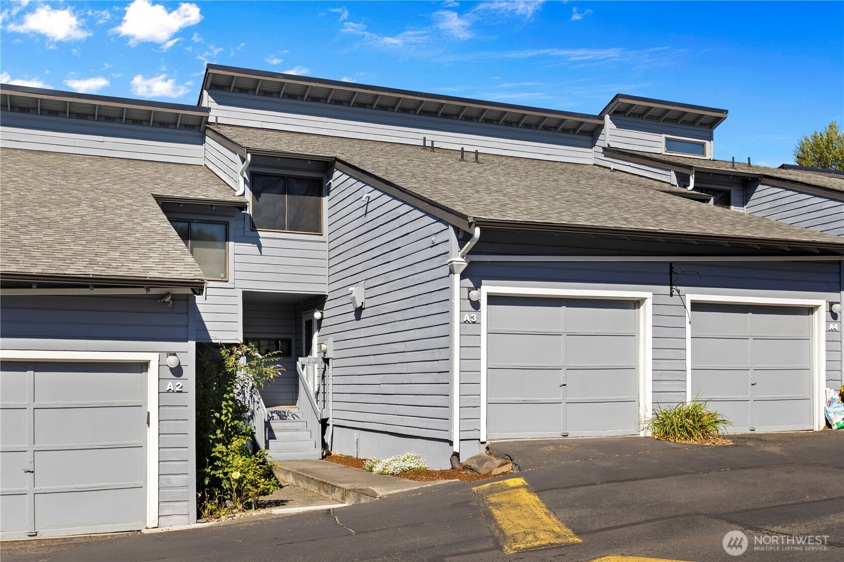 21658 14th Avenue S, Des Moines, WA 98198