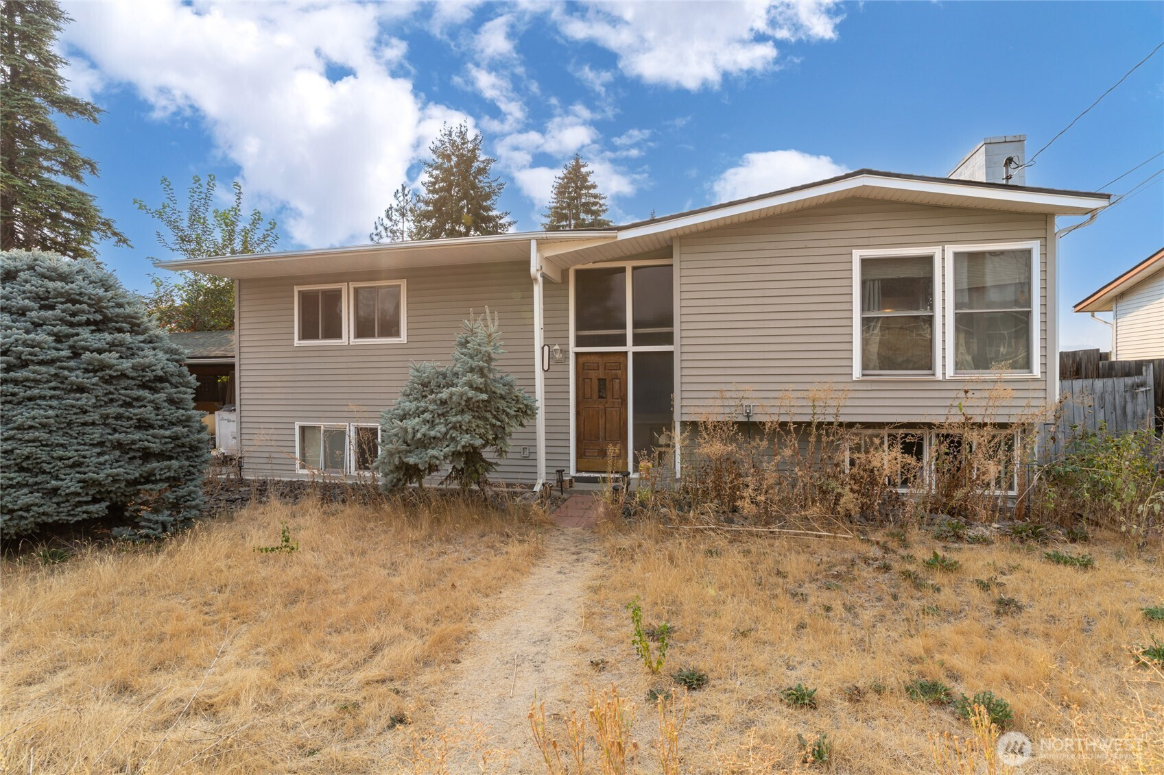 182 S Keller Avenue, East Wenatchee, WA 98802