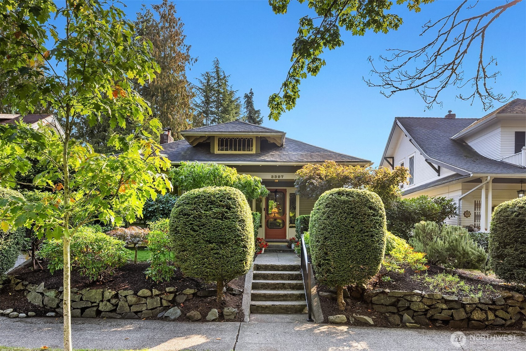3327 Grand Avenue, Everett, WA 98201