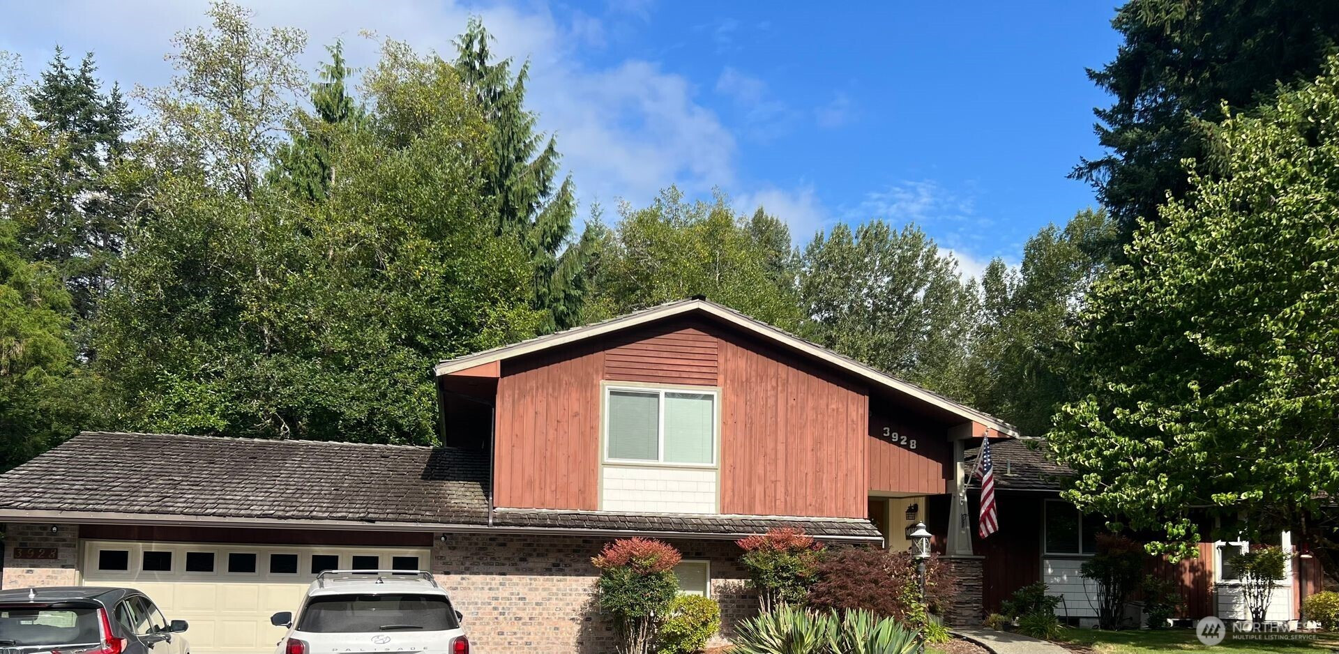 3928 Hillview Court NW, Olympia, WA 98502