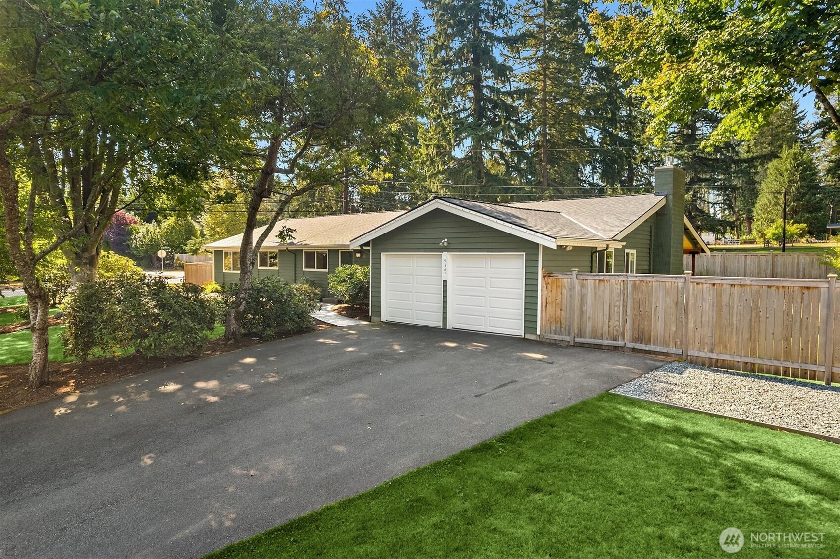 19507 170th Avenue NE, Woodinville, WA 98072