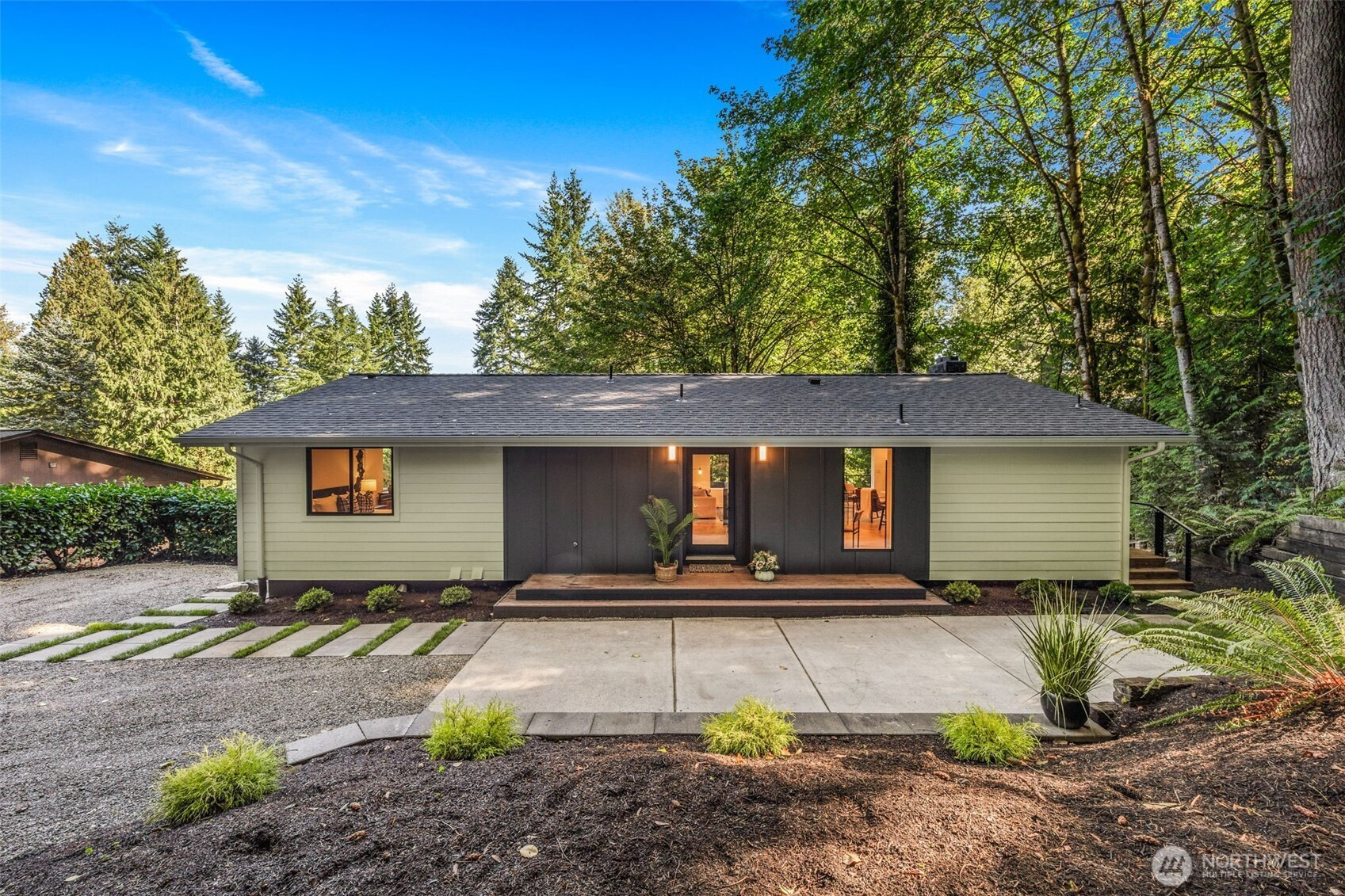 15909 175th Avenue NE, Woodinville, WA 98072