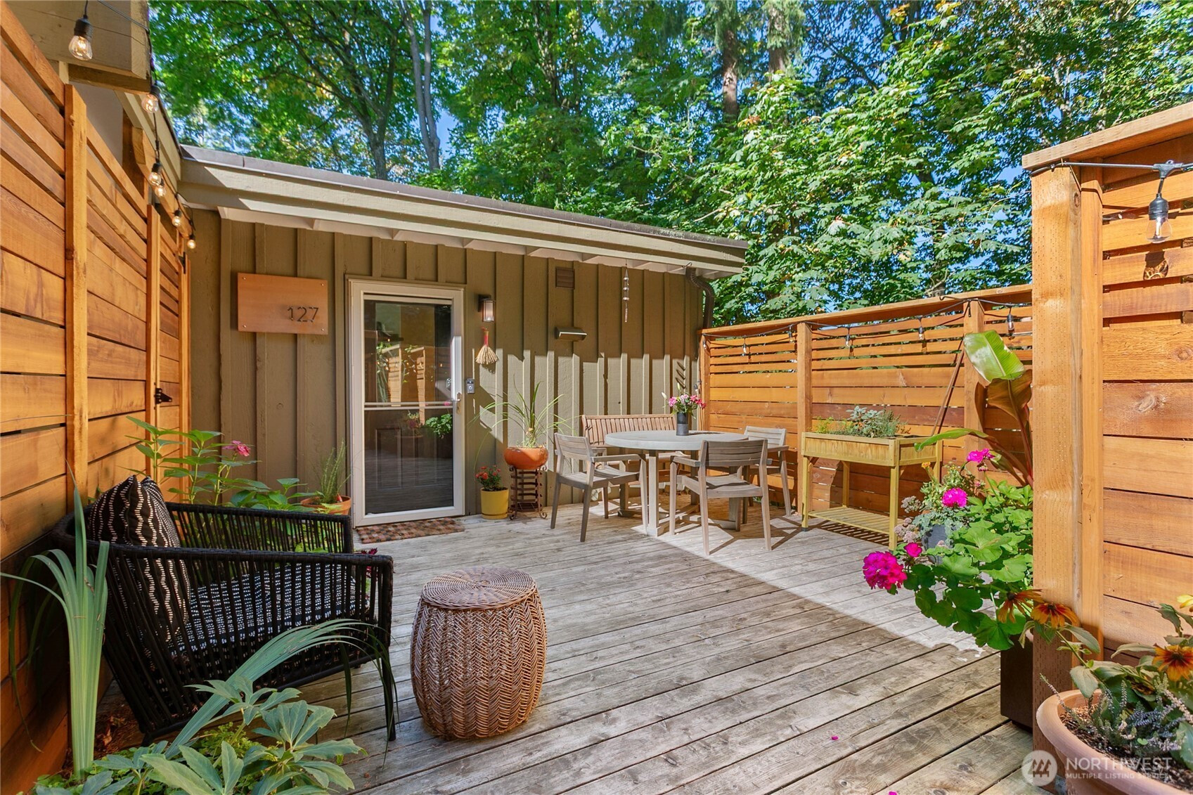 127 S Garden Terrace, Bellingham, WA 98225