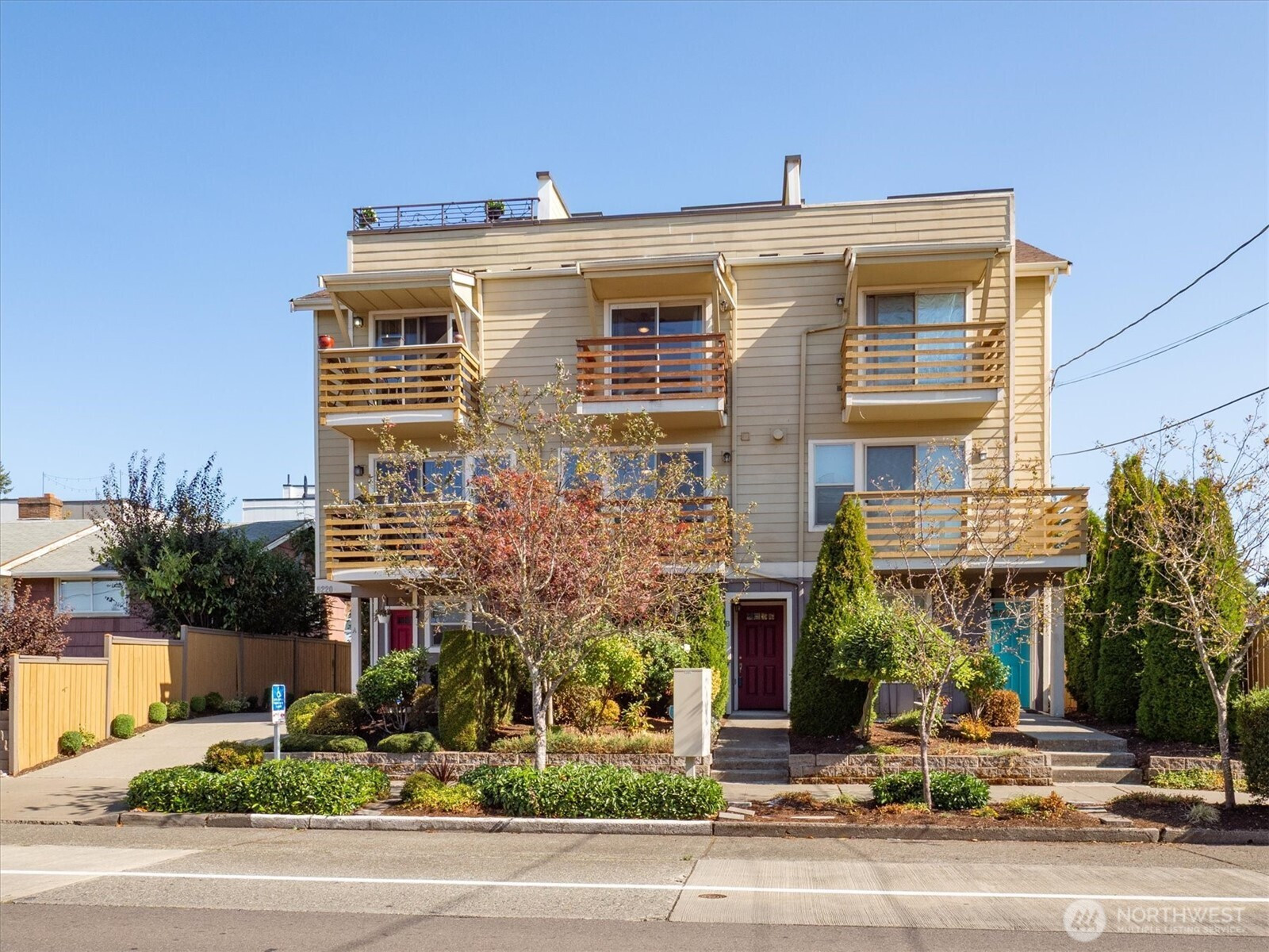 9220 16th Avenue SW, Seattle, WA 98106