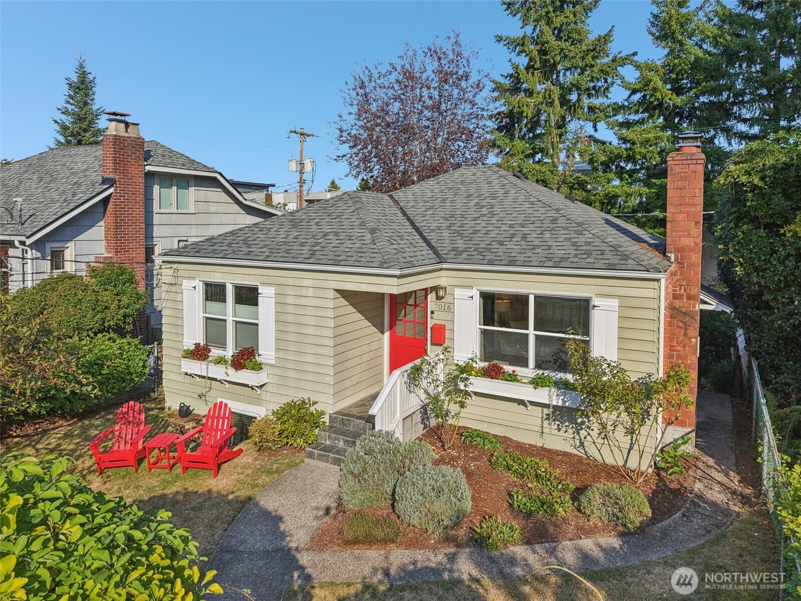 7016 34th Avenue NE, Seattle, WA 98115