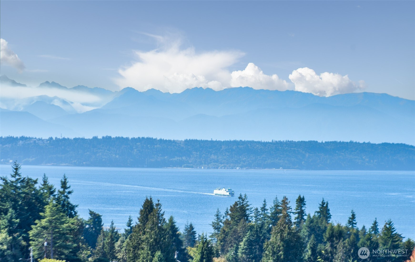 1133 Emerald Hills Dr., Edmonds, WA 98020