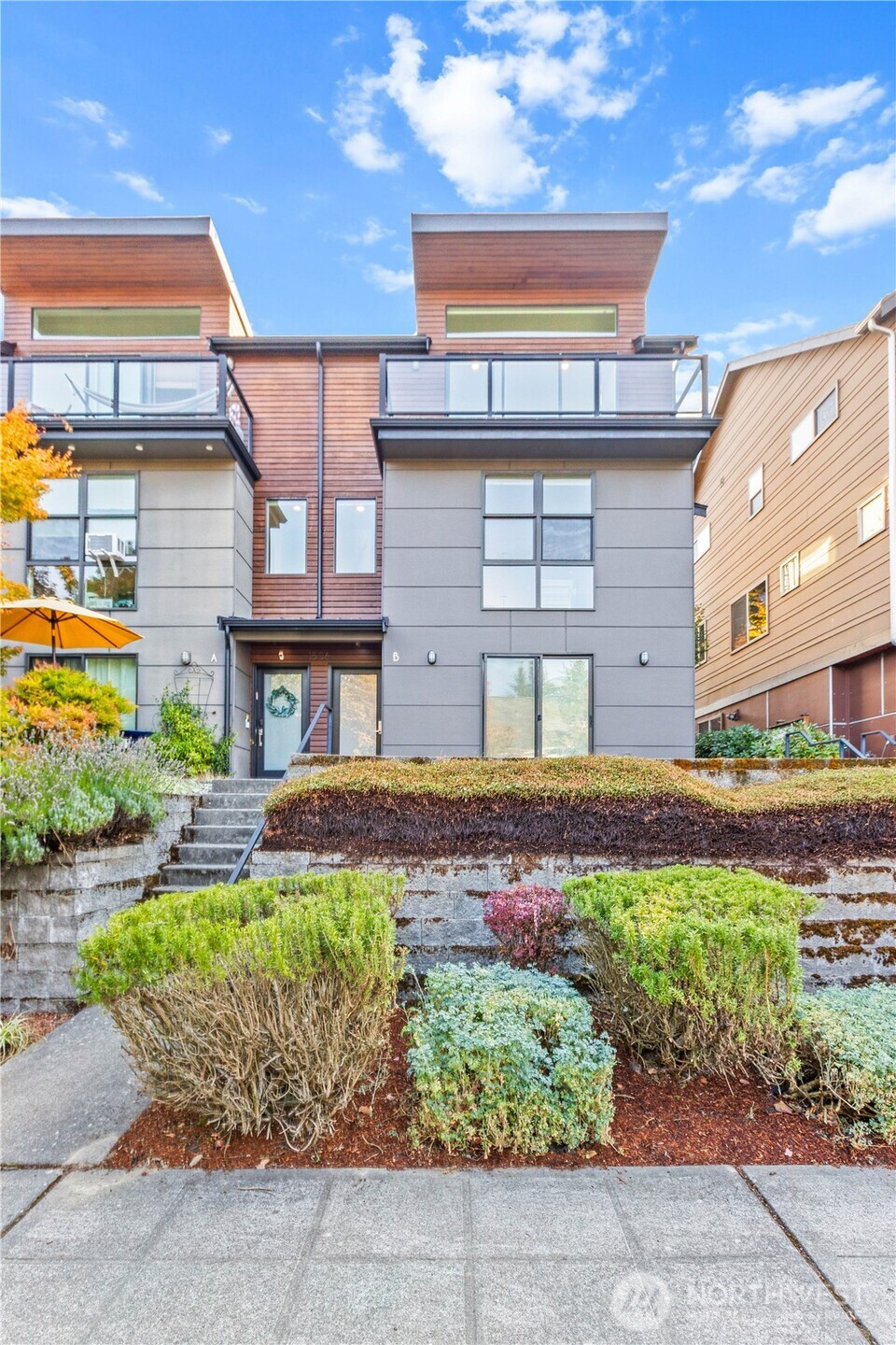 1506 44th Avenue SW, Seattle, WA 98116