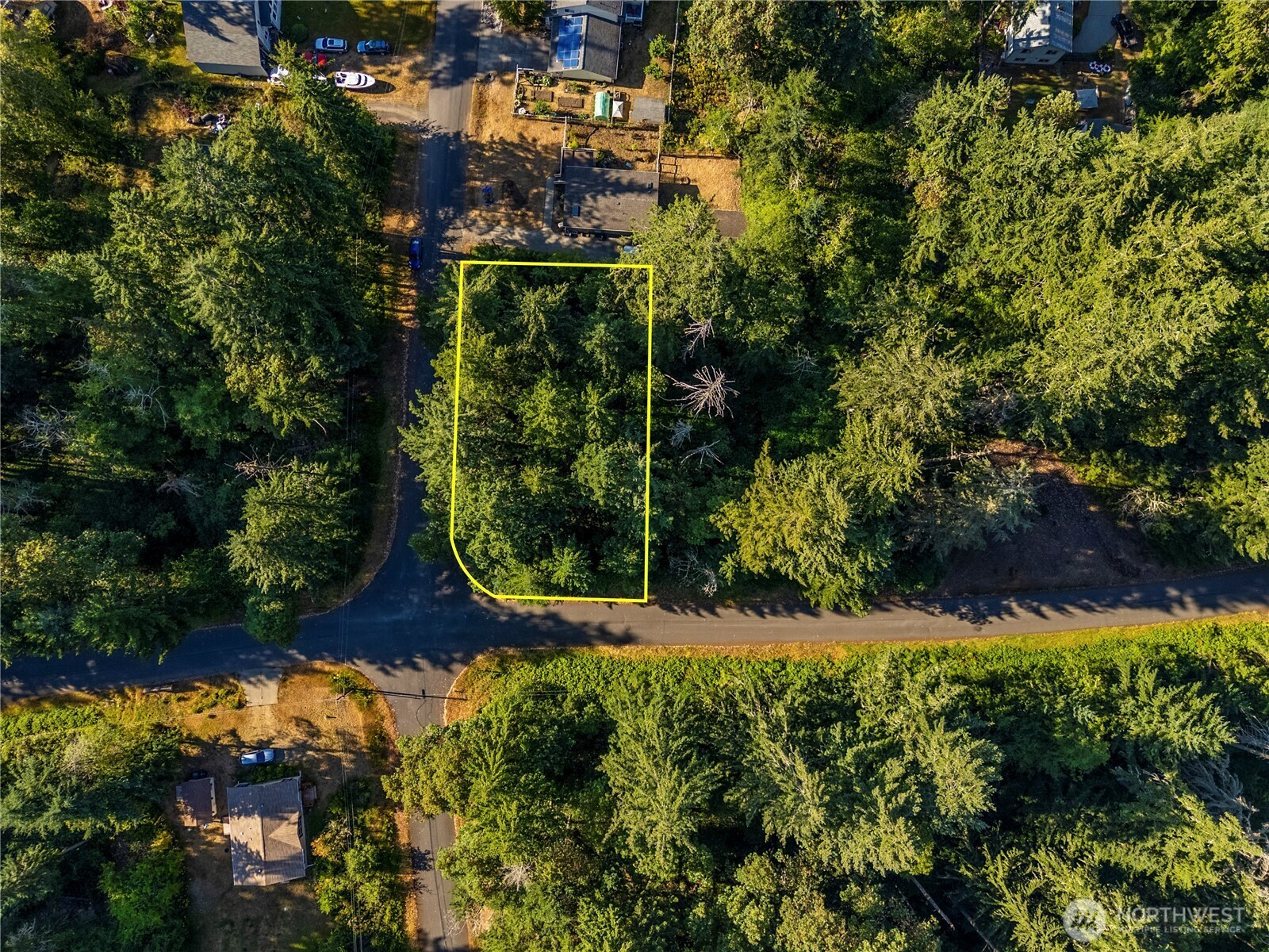 10519 Suncrest Drive, Anderson Island, WA 98303