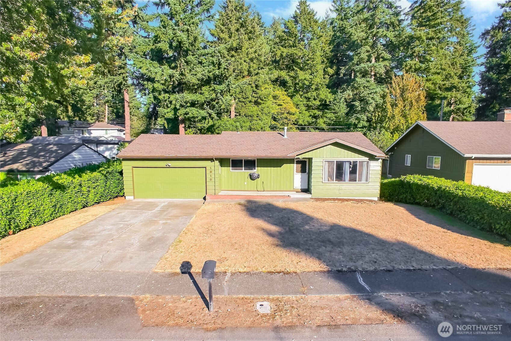 1813 S Woodlawn Street, Tacoma, WA 98465