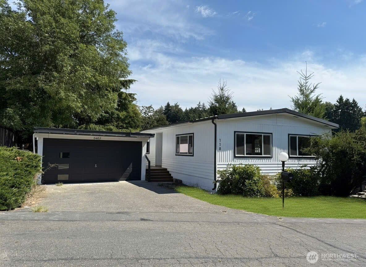 8607 32nd Avenue Ct S, Lakewood, WA 98499