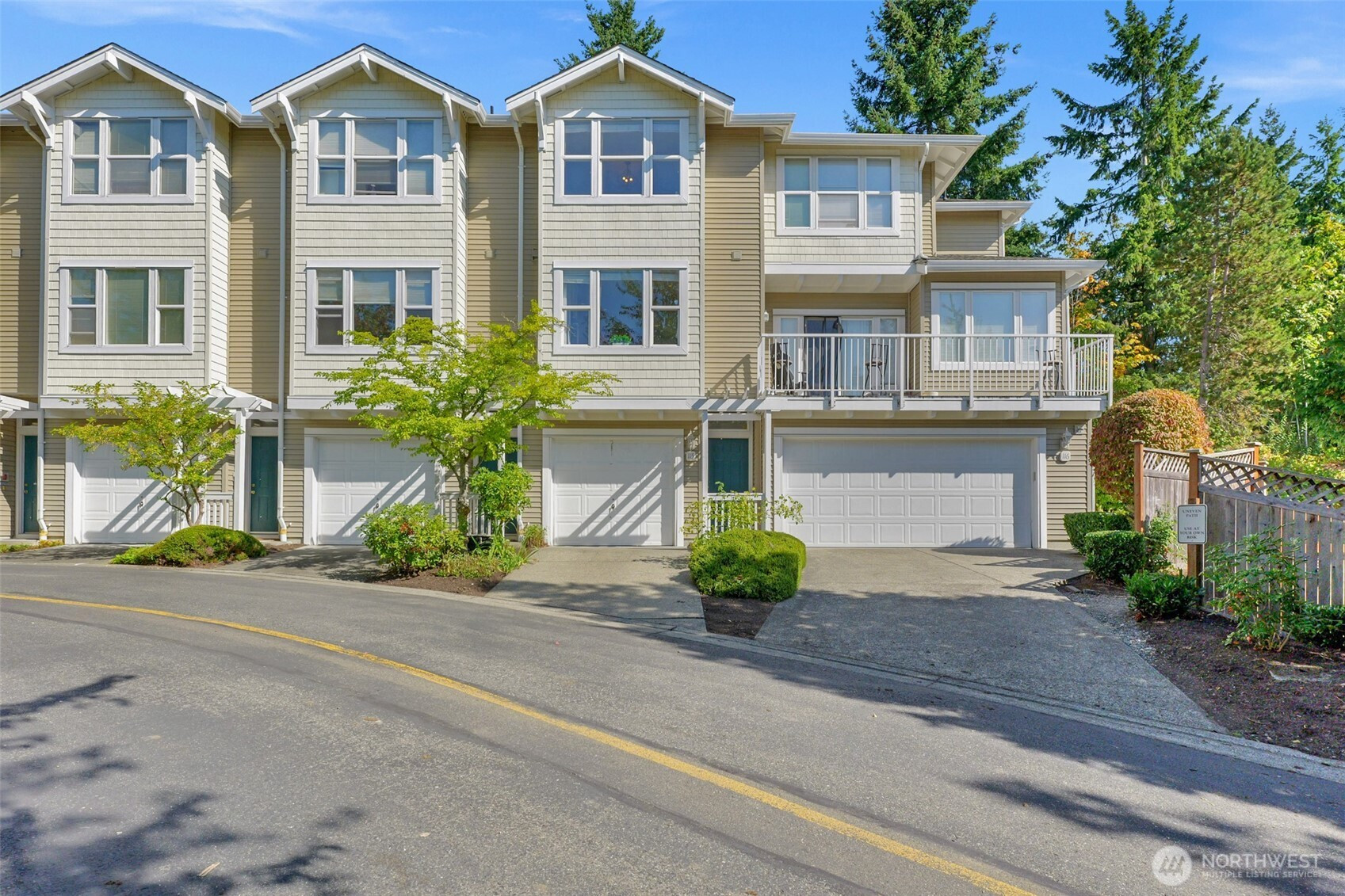 2680 139th Avenue SE, Bellevue, WA 98005