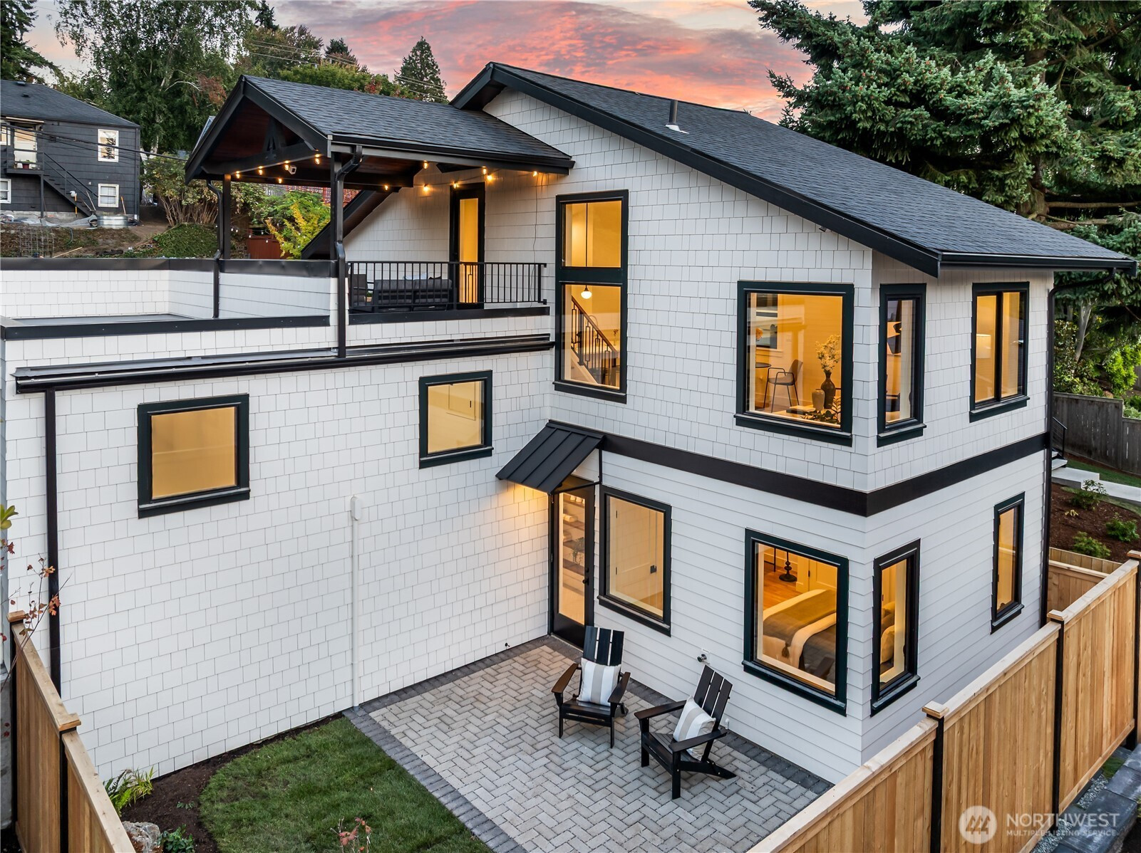 3644 33rd Avenue W, Seattle, WA 98199