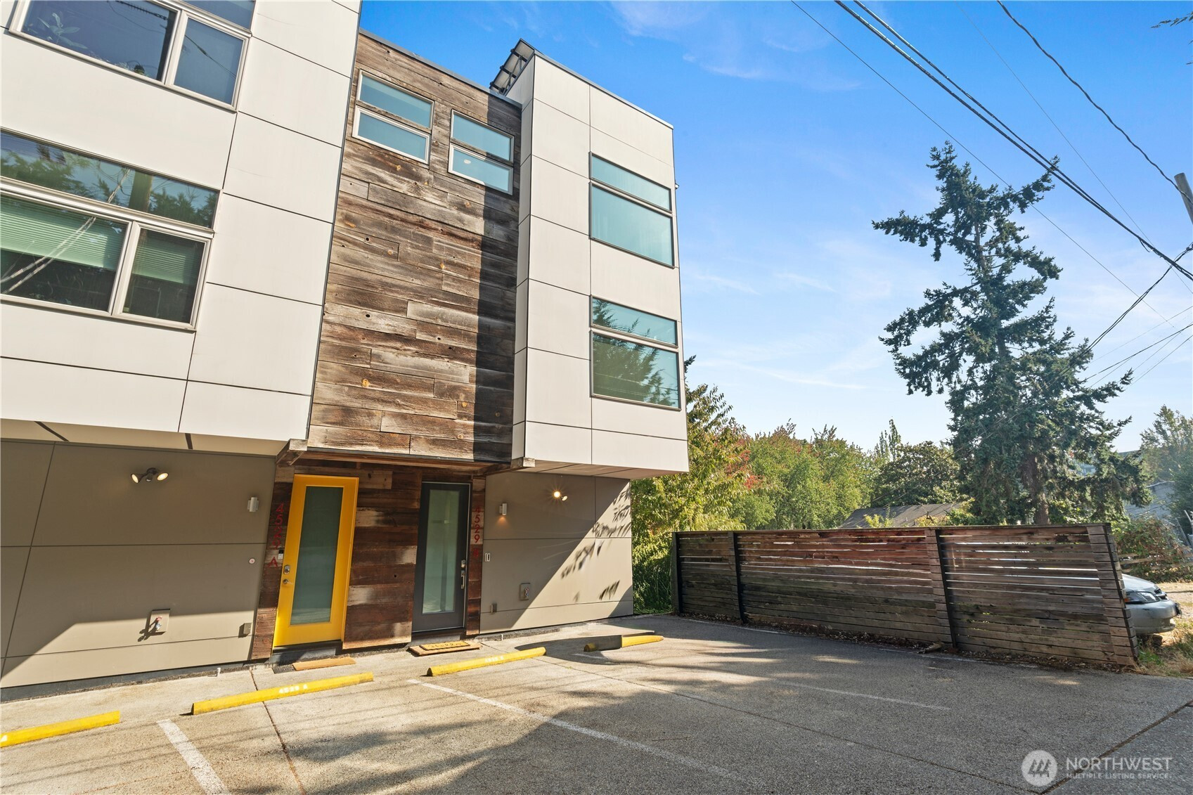 4529 Rainier Avenue S, Seattle, WA 98118