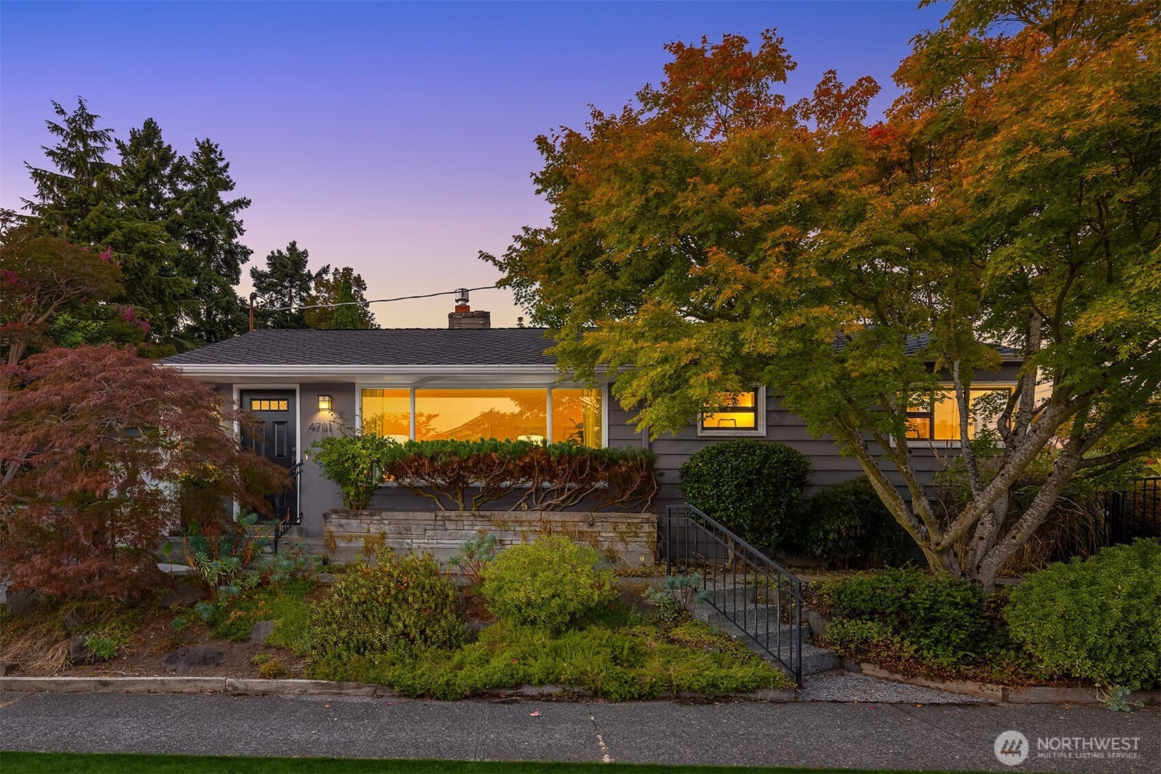 4701 46th Avenue NE, Seattle, WA 98105