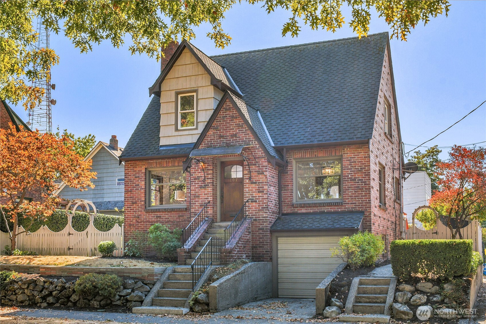 107 W Blaine, Seattle, WA 98119