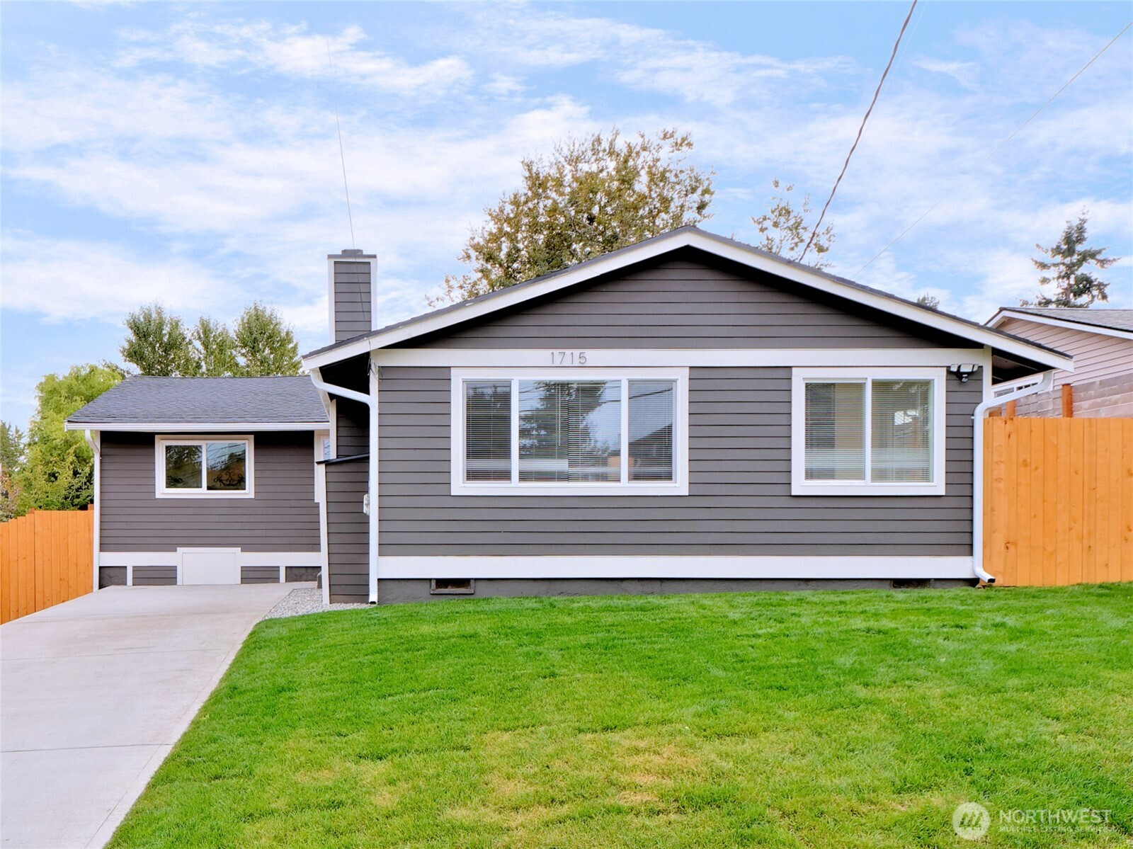 1715 SW Graham Street, Seattle, WA 98106