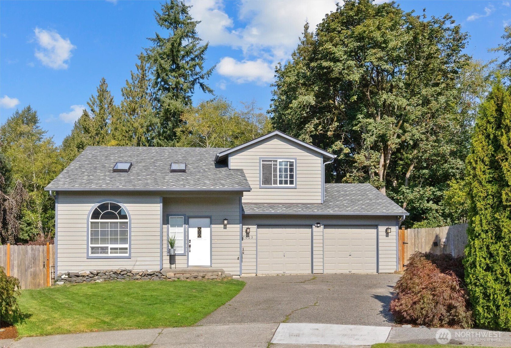 7023 Falcon Court, Arlington, WA 98223
