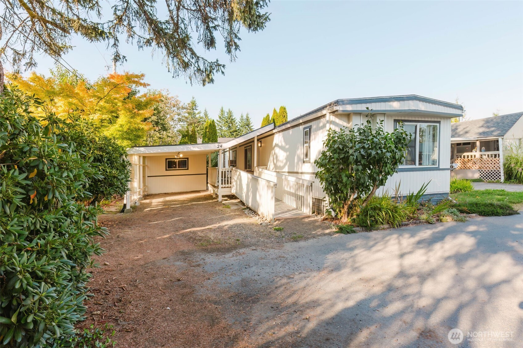 512 SW Berry Lake Road, Port Orchard, WA 98367
