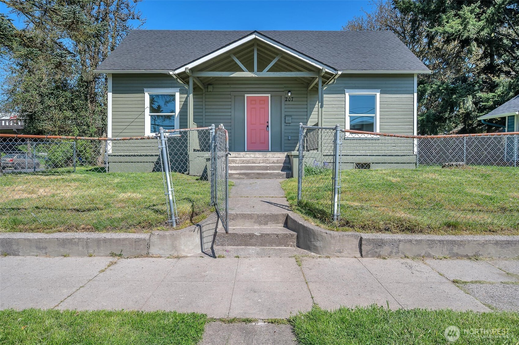205 Grant Street, Kelso, WA 98626