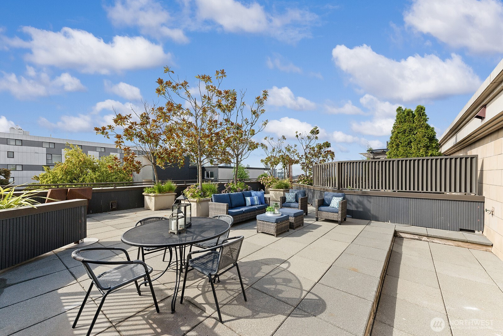 745 Bellevue Avenue E, Seattle, WA 98102