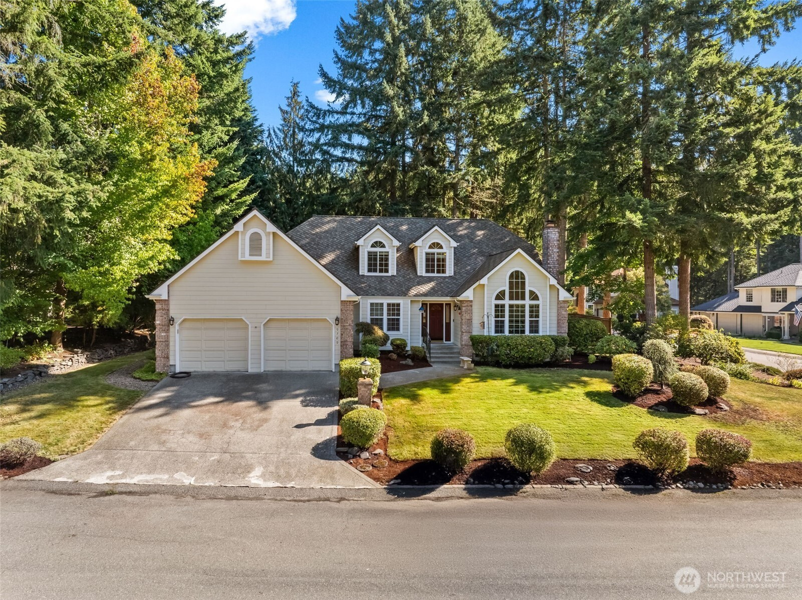 9709 43rd Avenue NW, Gig Harbor, WA 98332