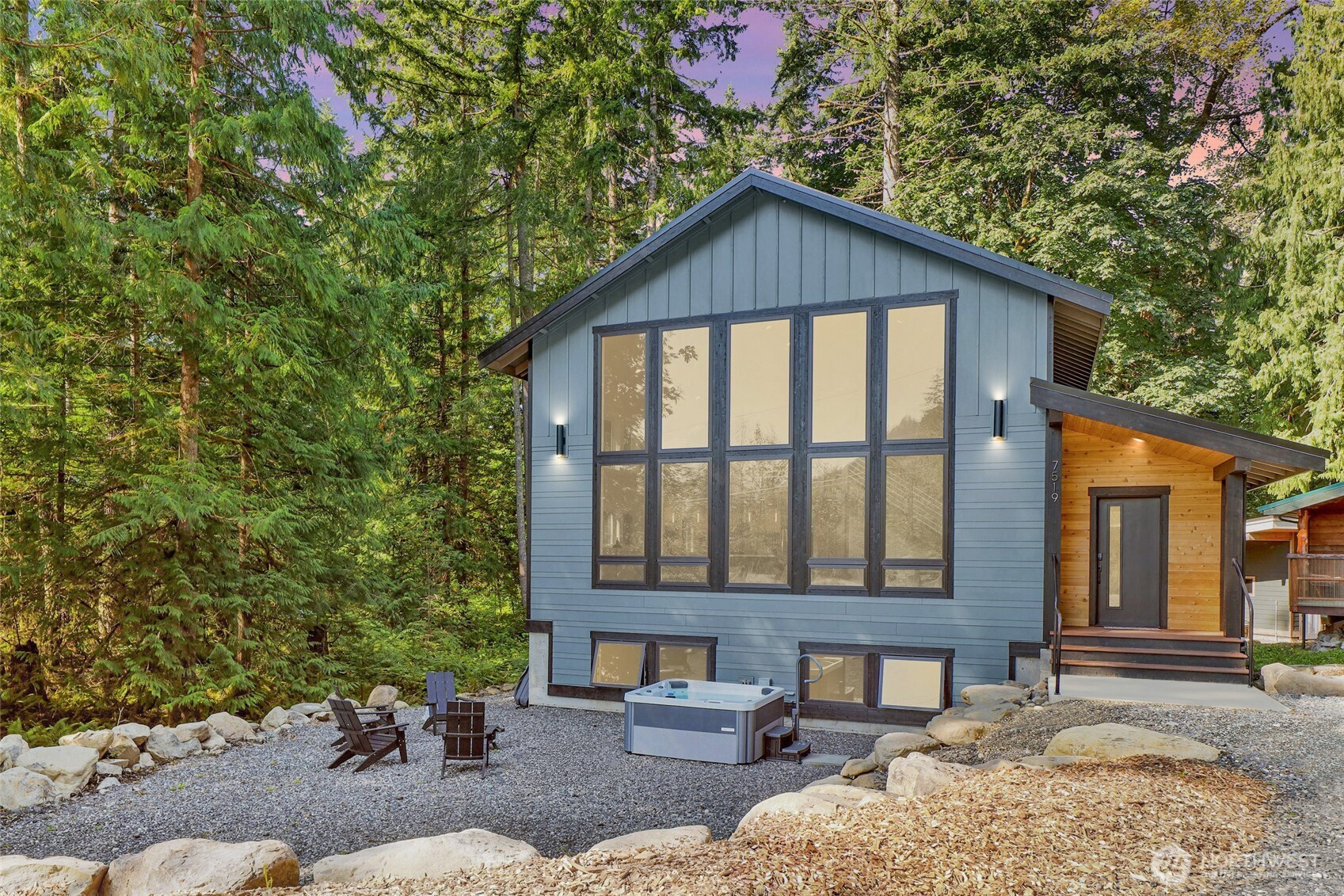 7519 Canyon View Drive, Deming, WA 98244