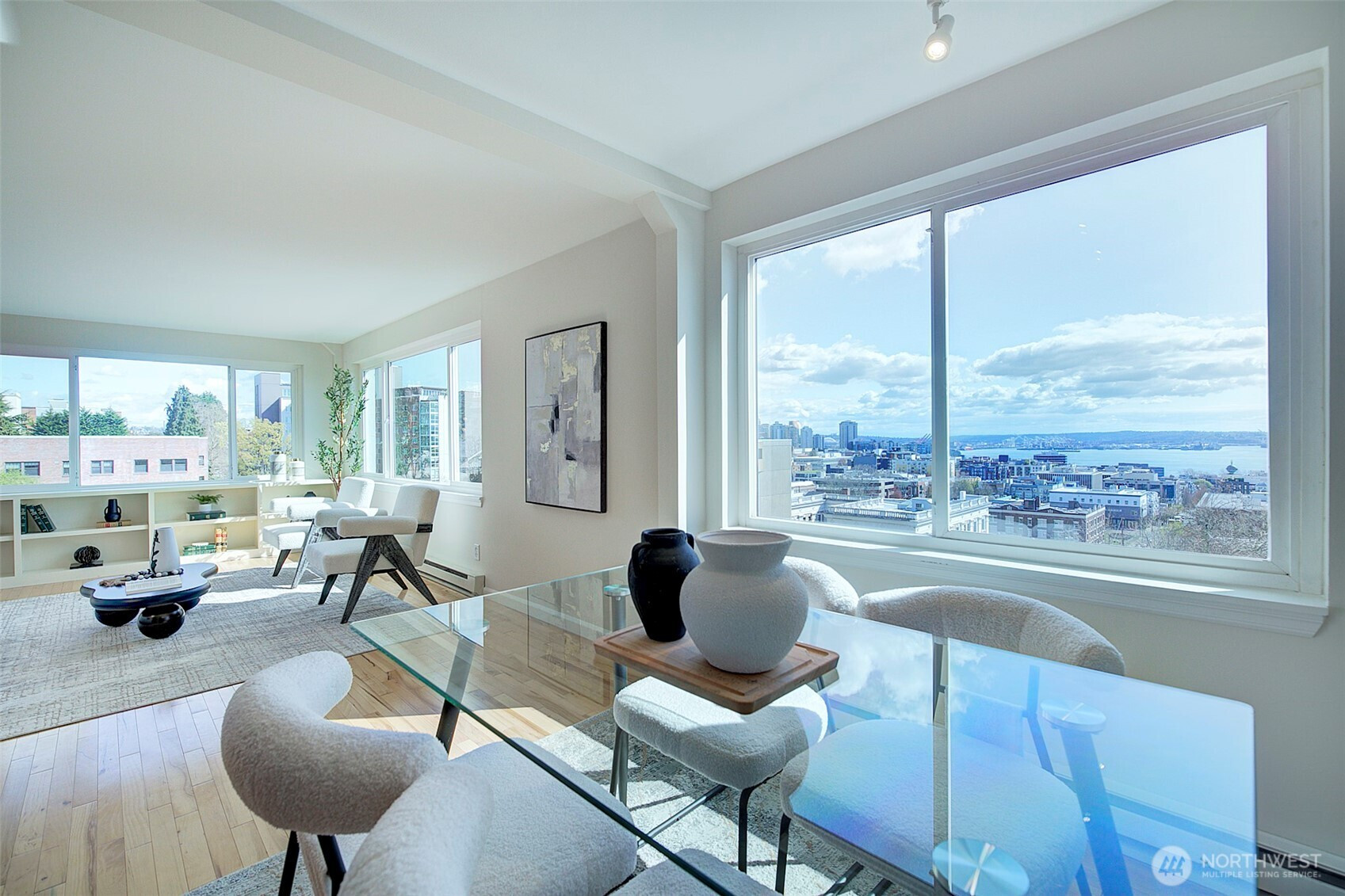 919 2nd Avenue W, Seattle, WA 98119