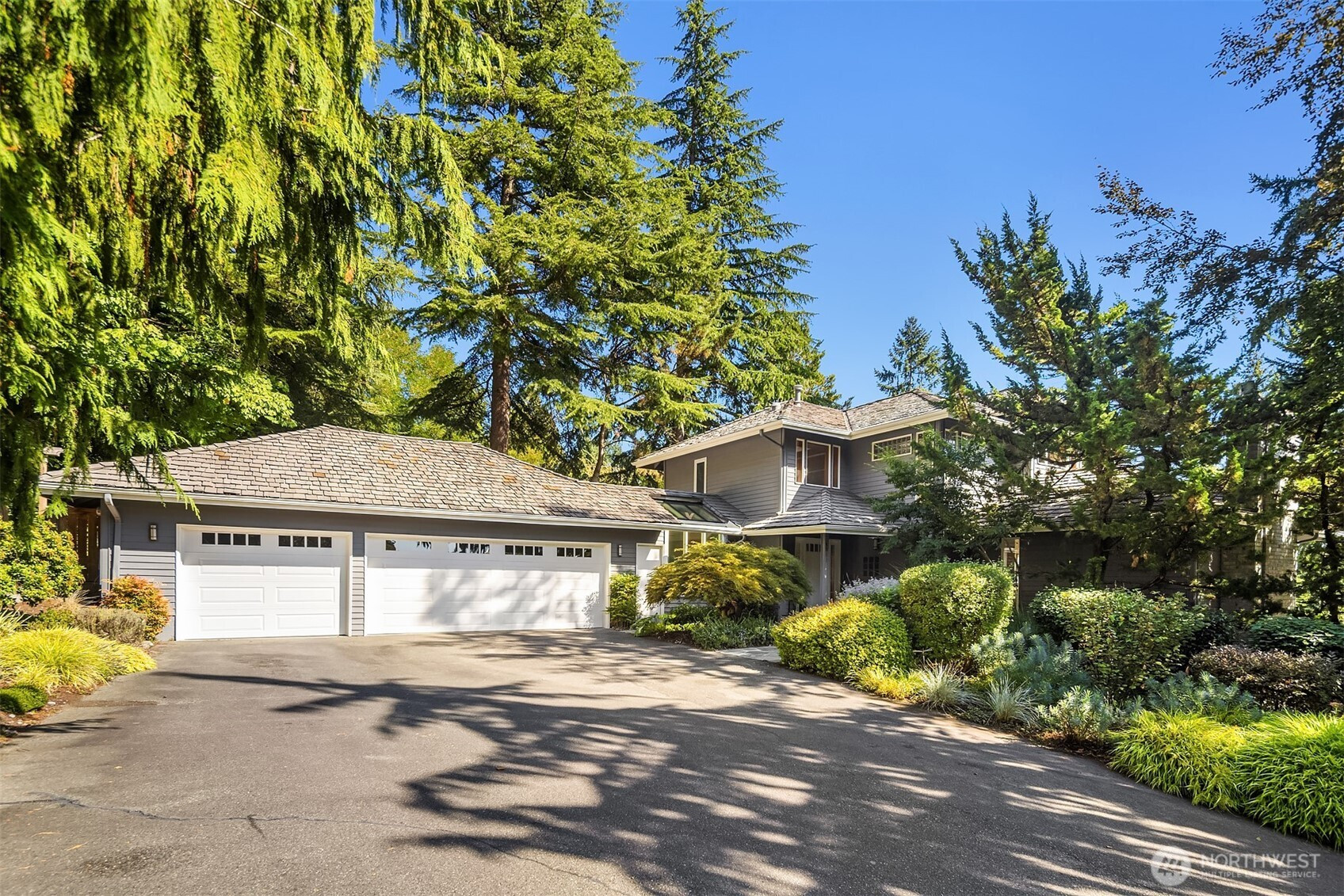 4911 NE 178th Street, Lake Forest Park, WA 98155