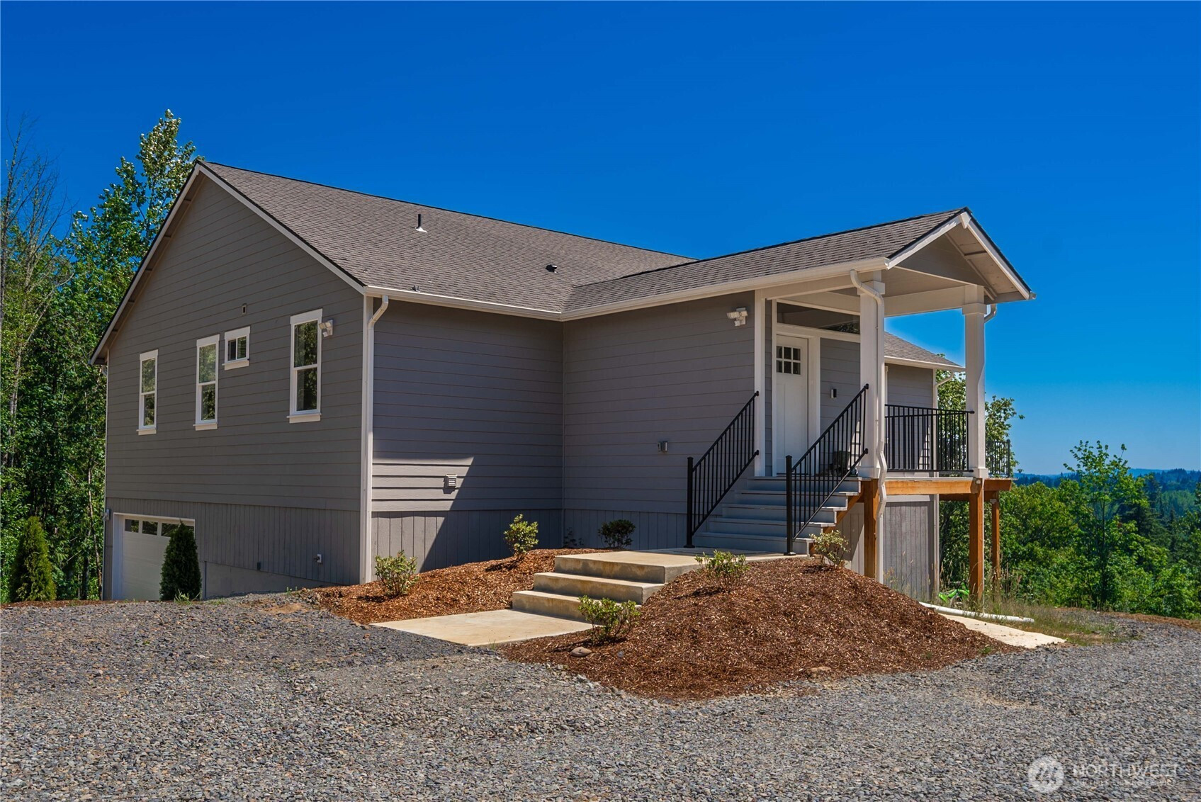410 Studebaker Spur 1, Castle Rock, WA 98611