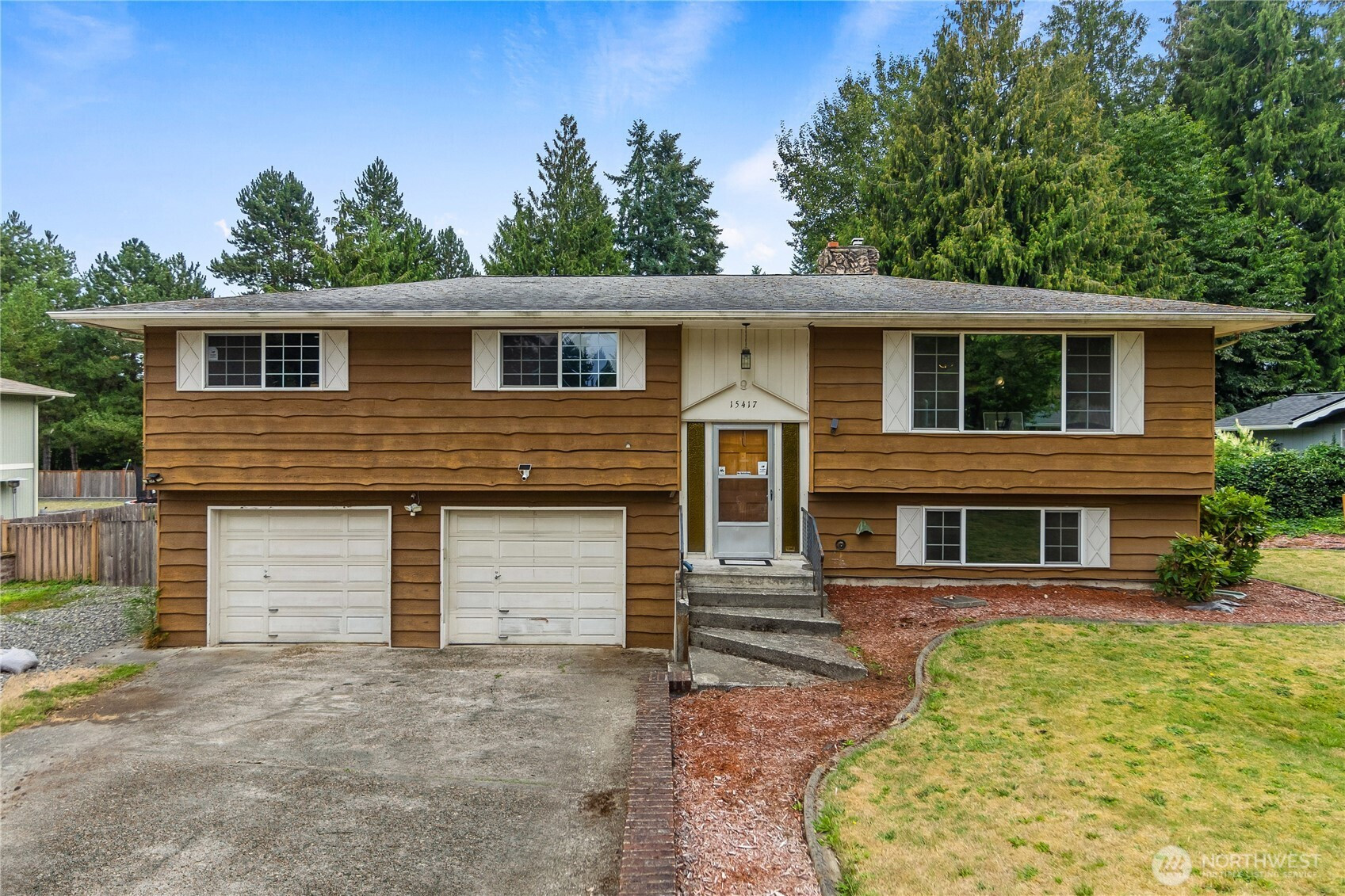 15417 100th Avenue E, Puyallup, WA 98375