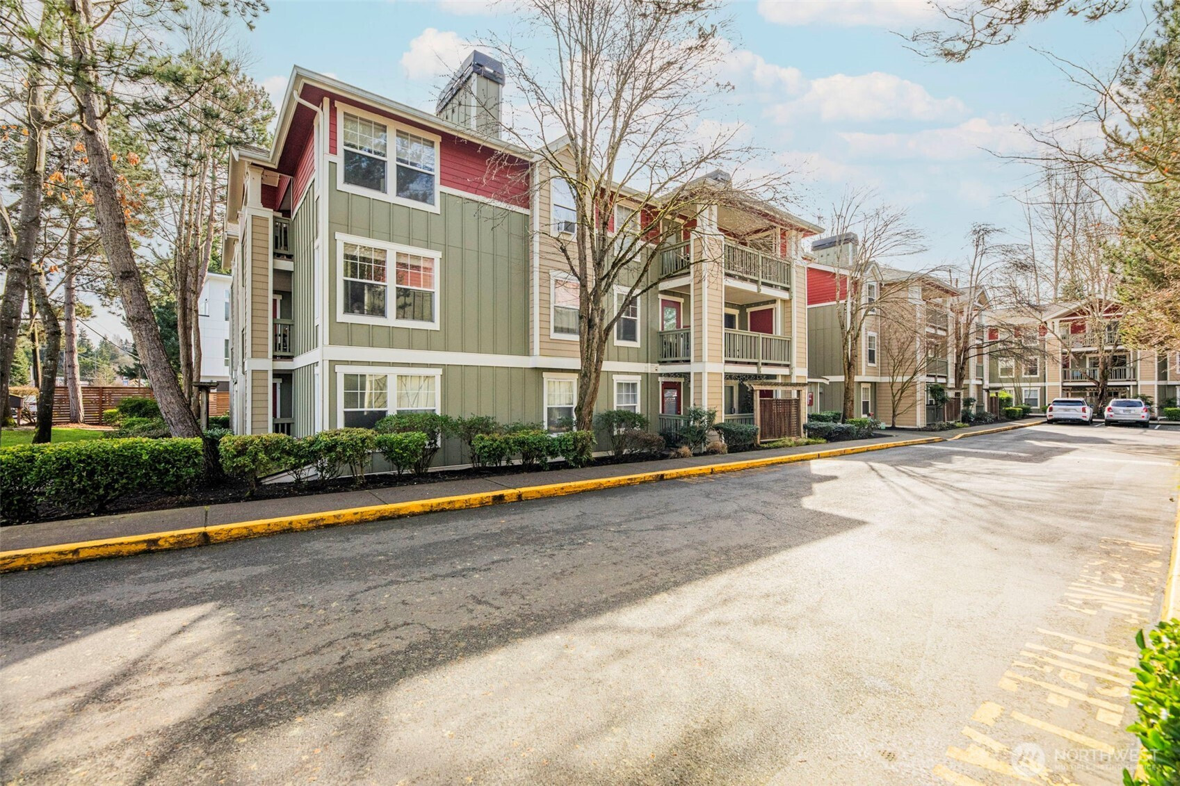 7711 NE 175th Street, Kenmore, WA 98028
