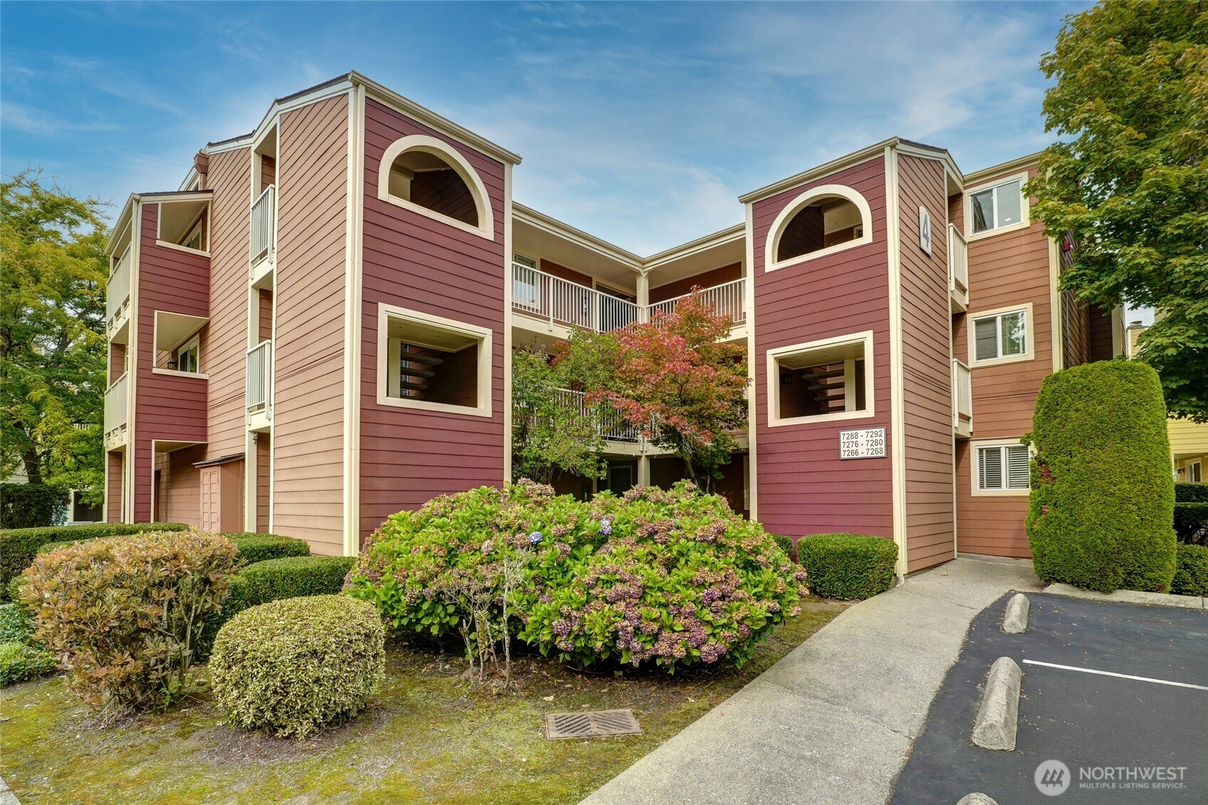 7292 W Lake Sammamish Parkway NE, Redmond, WA 98052