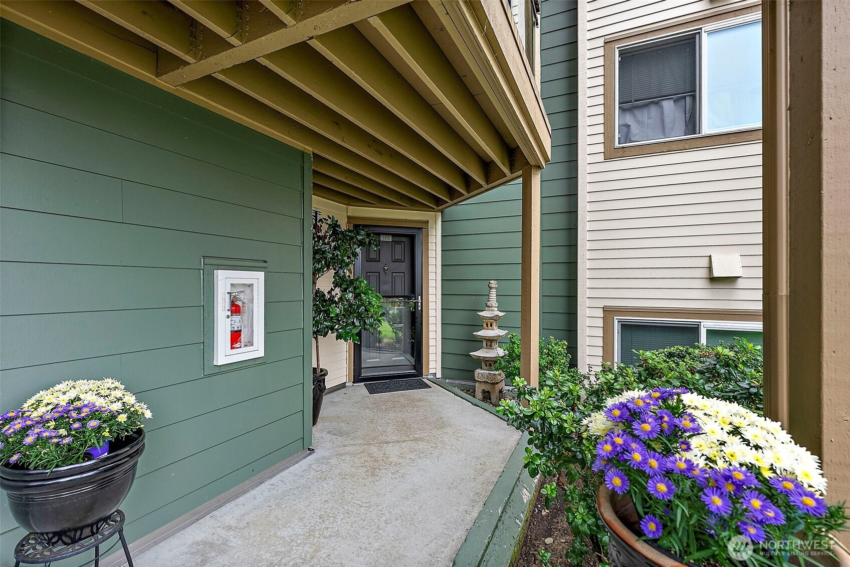3008 N Narrows Drive, Tacoma, WA 98407