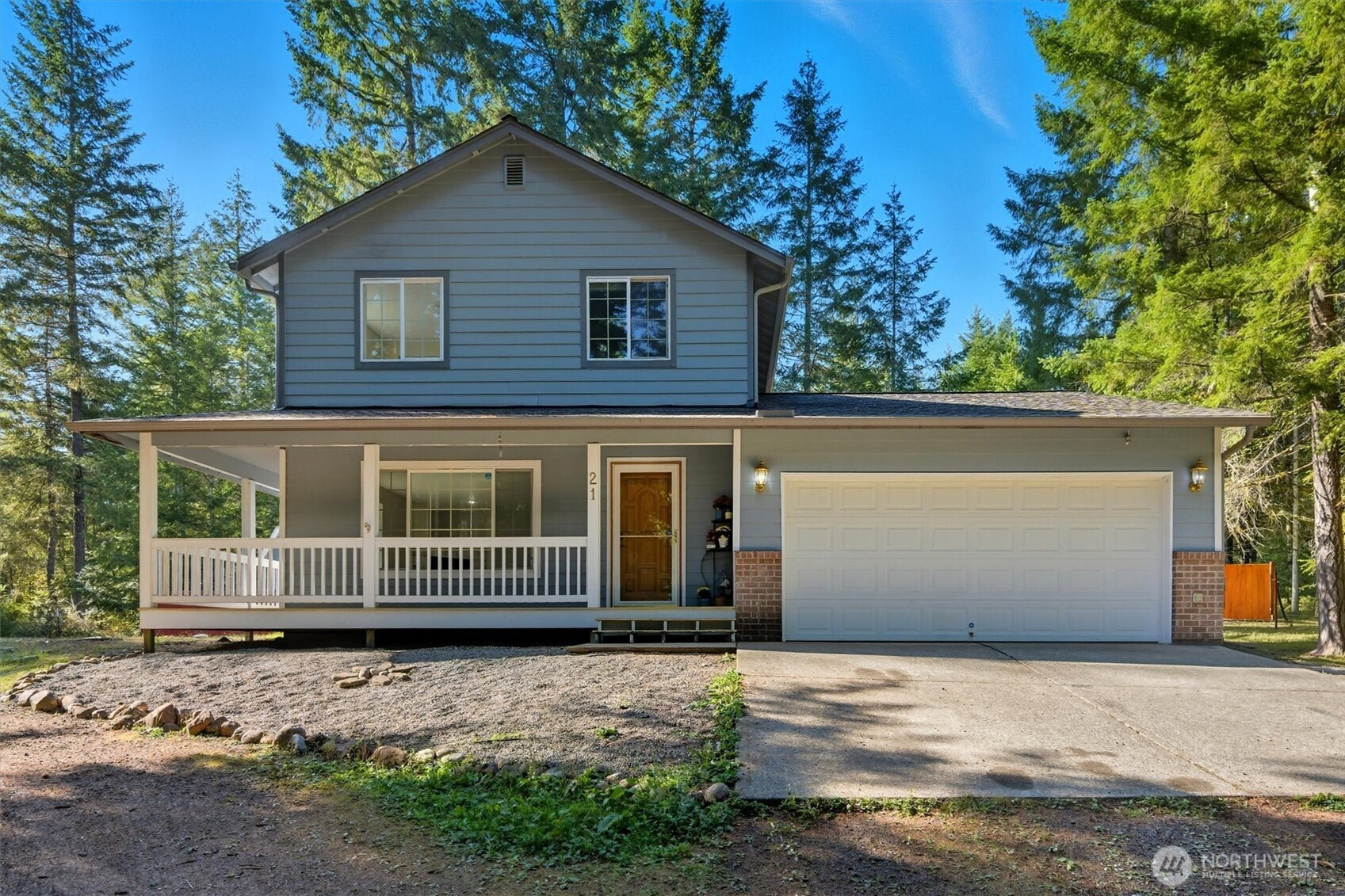 21 E Dream Lane, Belfair, WA 98528